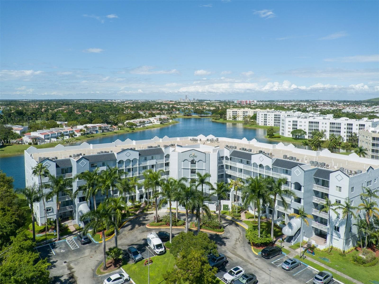 10700 NW 66th St # 207, Doral, FL 33178 — zdjęcie 2