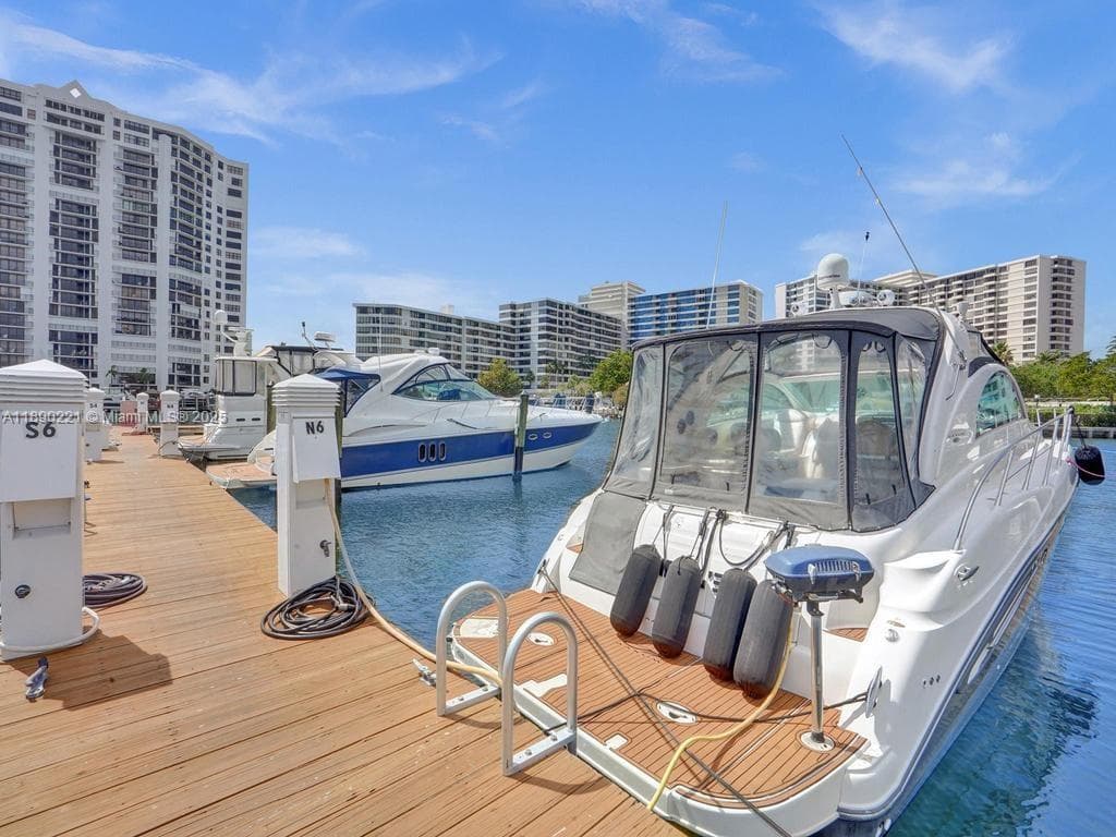 2667 S Parkview Dr, Hallandale Beach, FL 33009 — zdjęcie 5
