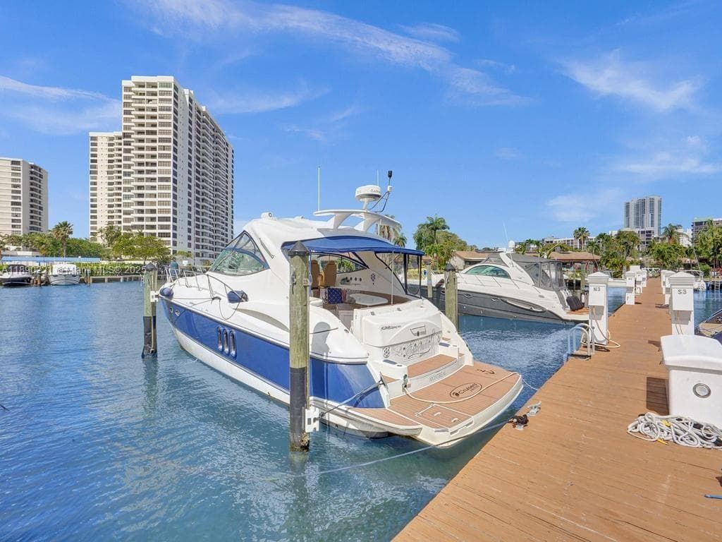 2667 S Parkview Dr, Hallandale Beach, FL 33009 — zdjęcie 4