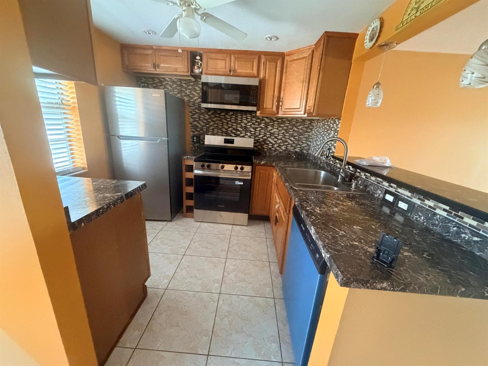 1025 Country Club Drive # 407, Margate, FL 33063 — zdjęcie 2