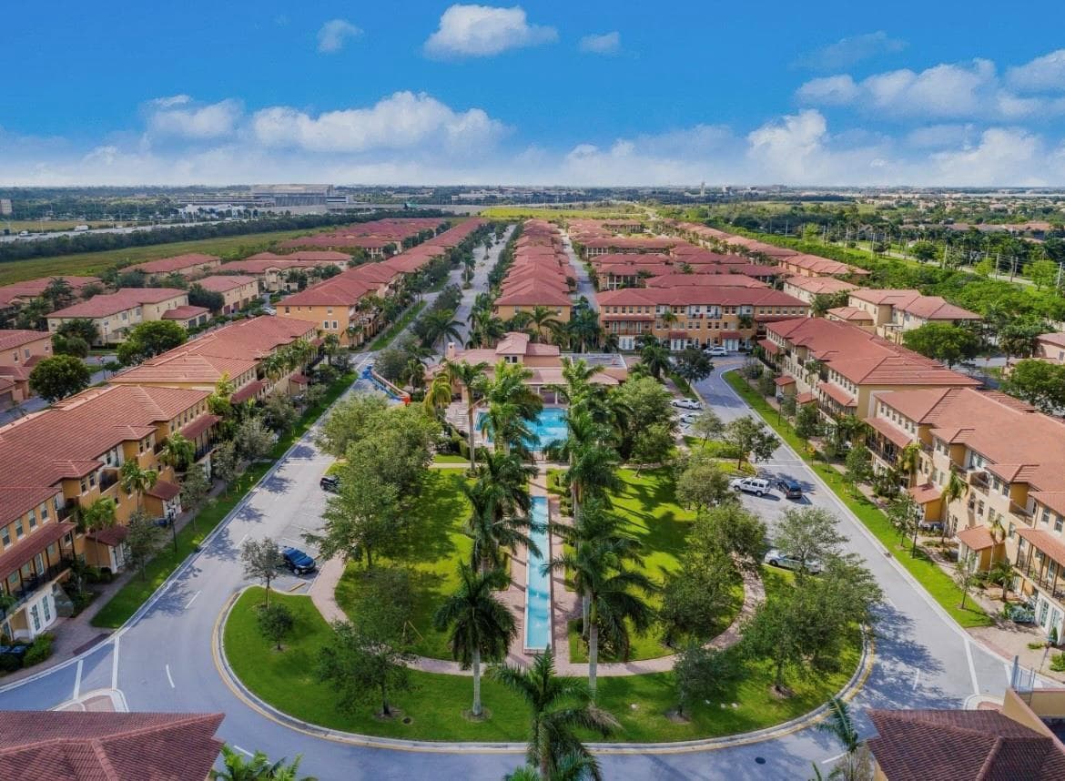 817 SW 147th Avenue # 1404, Pembroke Pines, FL 33027 — zdjęcie 5