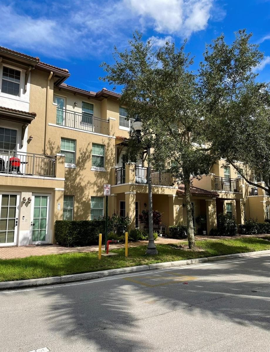 817 SW 147th Avenue # 1404, Pembroke Pines, FL 33027 — zdjęcie 4