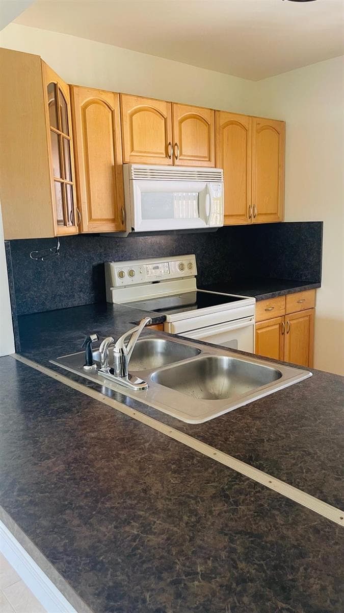 5111 W Oakland Park Boulevard # 306, Lauderdale Lakes, FL 33313 — zdjęcie 2