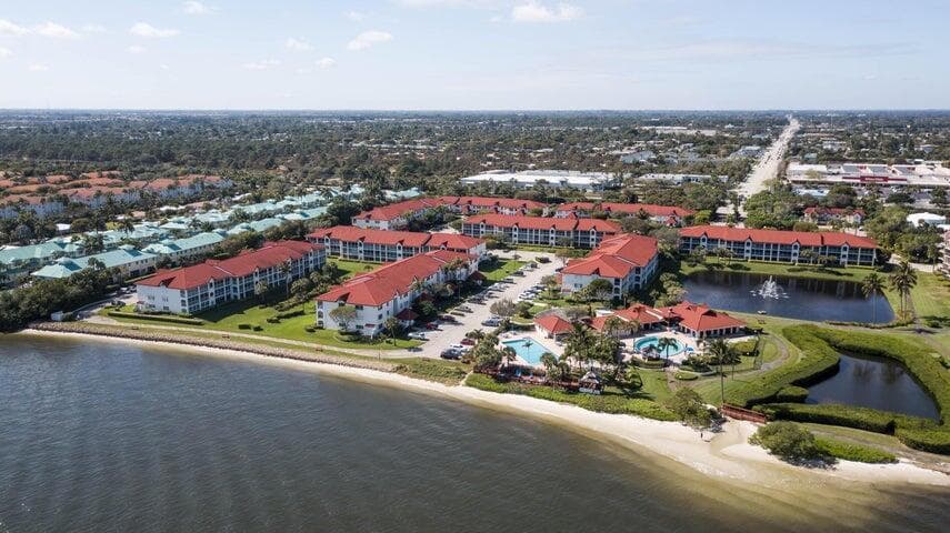 110 Half Moon Circle # E2, Hypoluxo, FL 33462 — zdjęcie 4