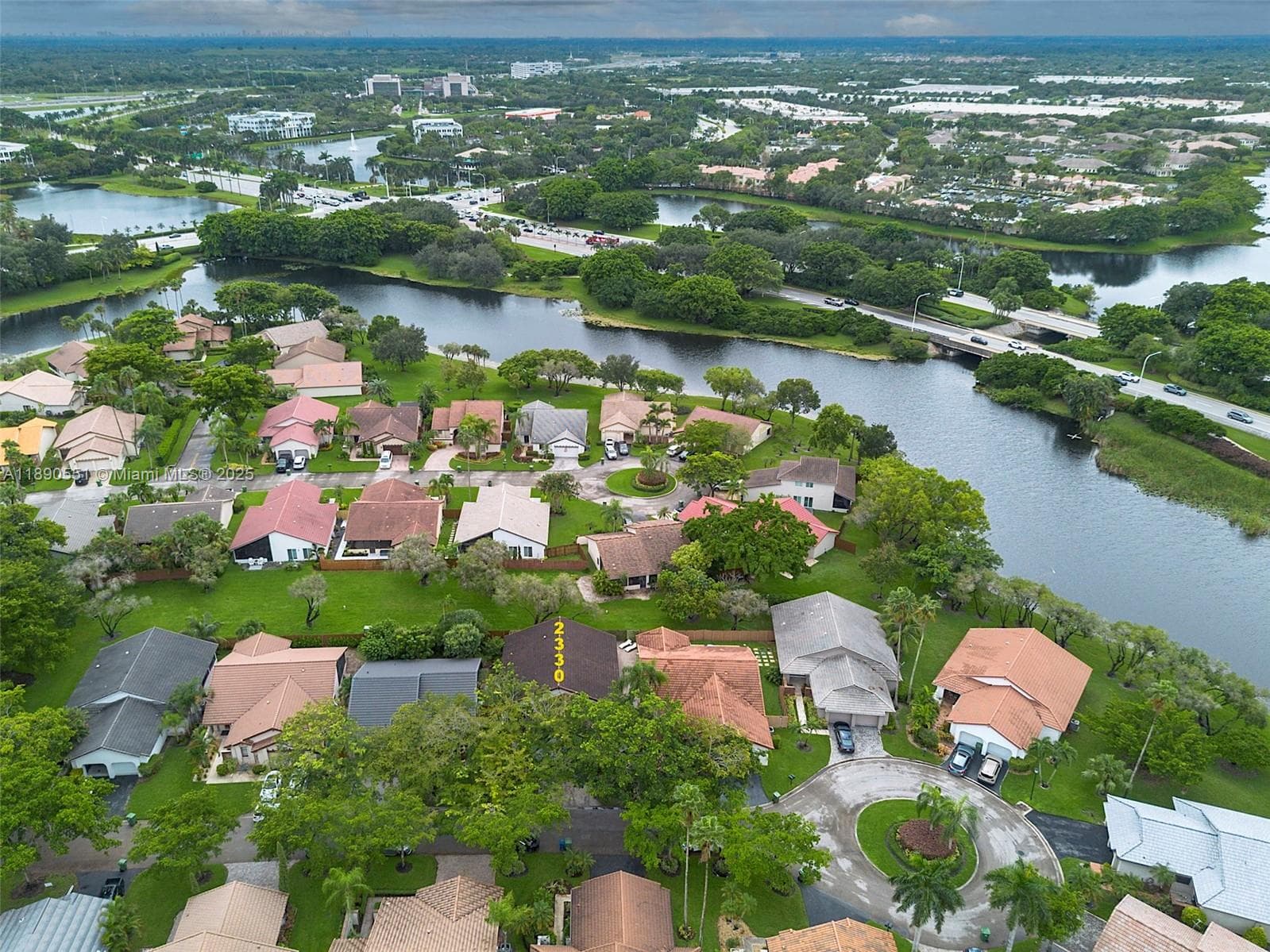2330 Dover, Weston, FL 33326 — zdjęcie 2