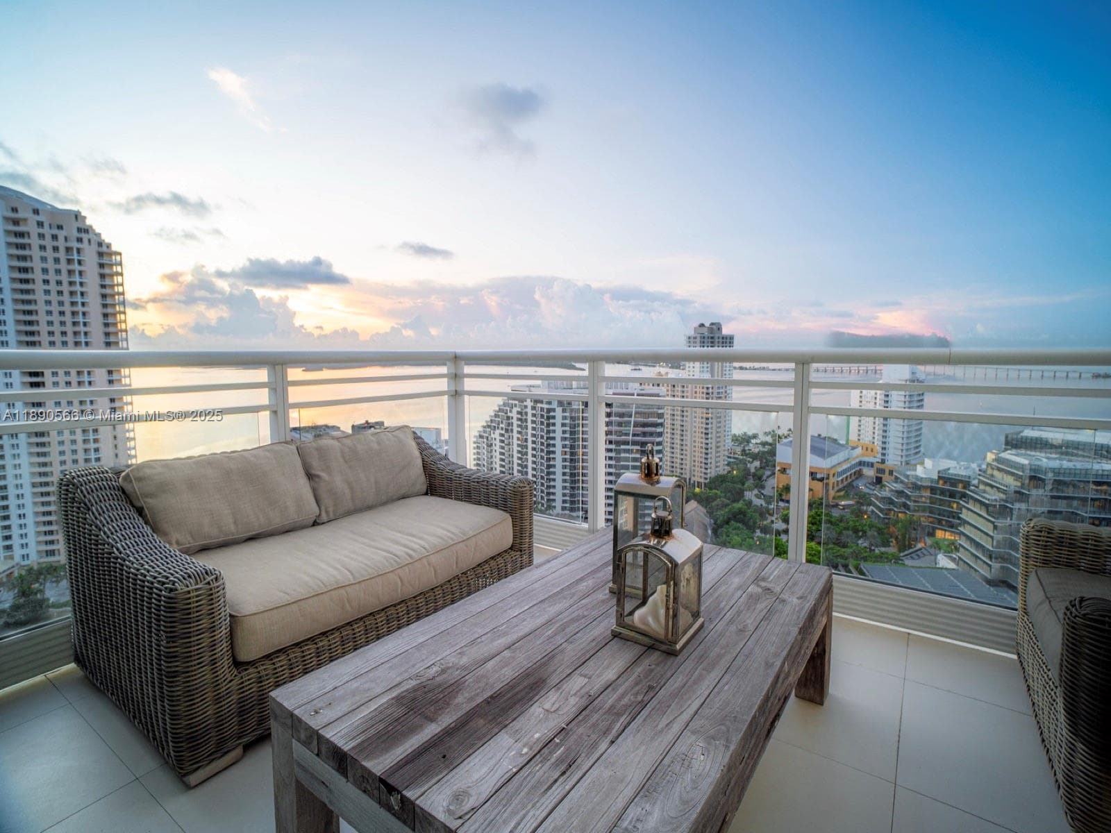 900 Brickell Key Blvd # 2204, Miami, FL 33131 — zdjęcie 3