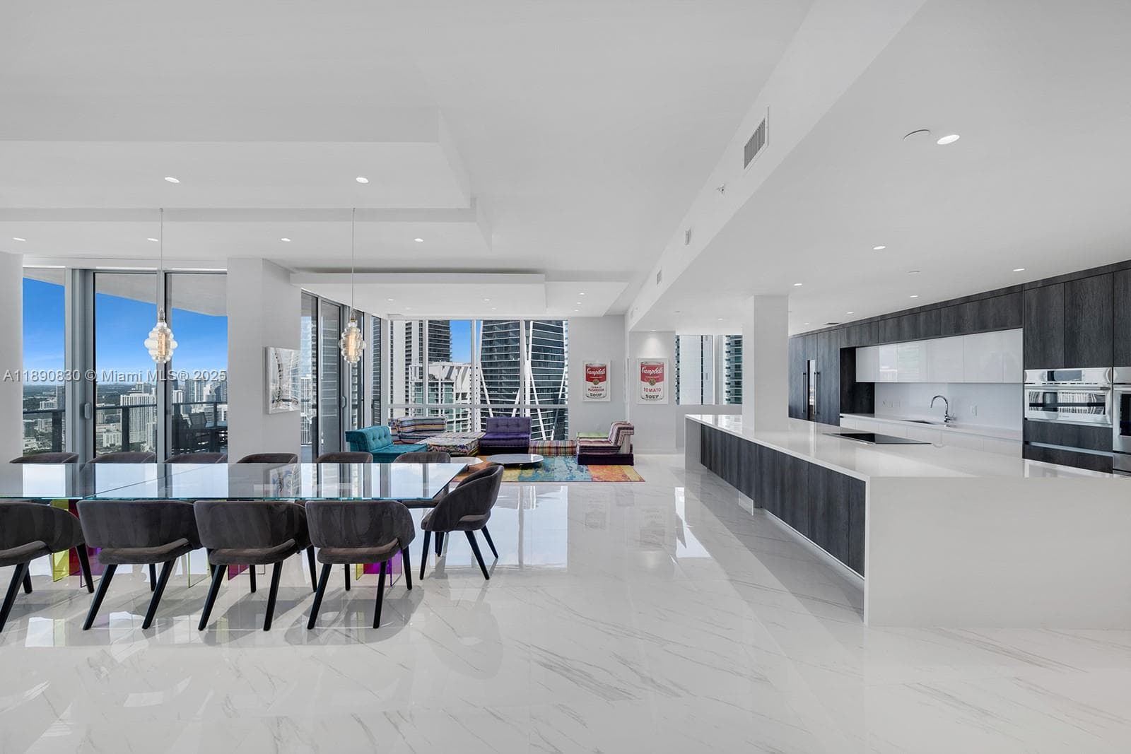 851 NE 1st Ave # 4401/4402, Miami, FL 33132 — zdjęcie 2