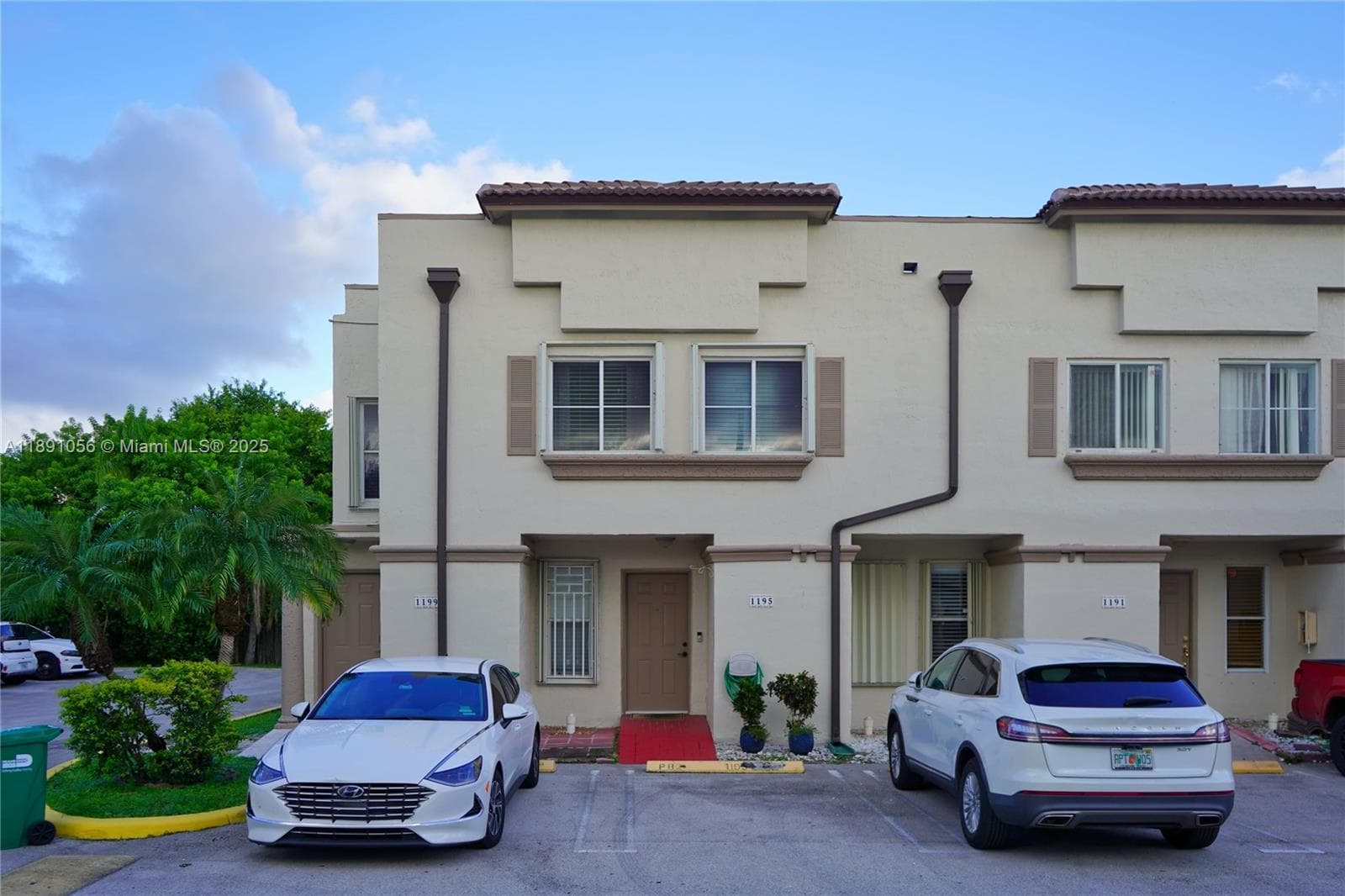 1195 NW 124th Ave # 2202, Miami, FL 33182