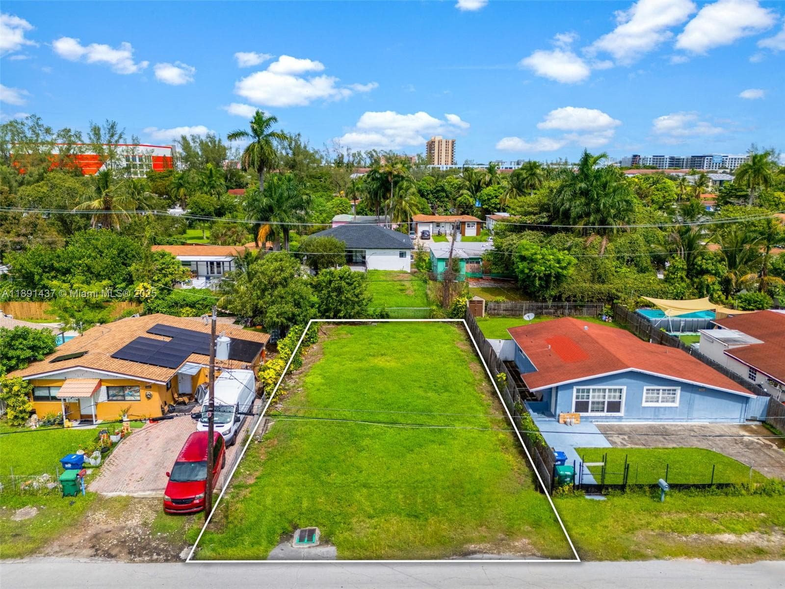 1453 NE 117th St, Miami, FL 33161 — zdjęcie 3