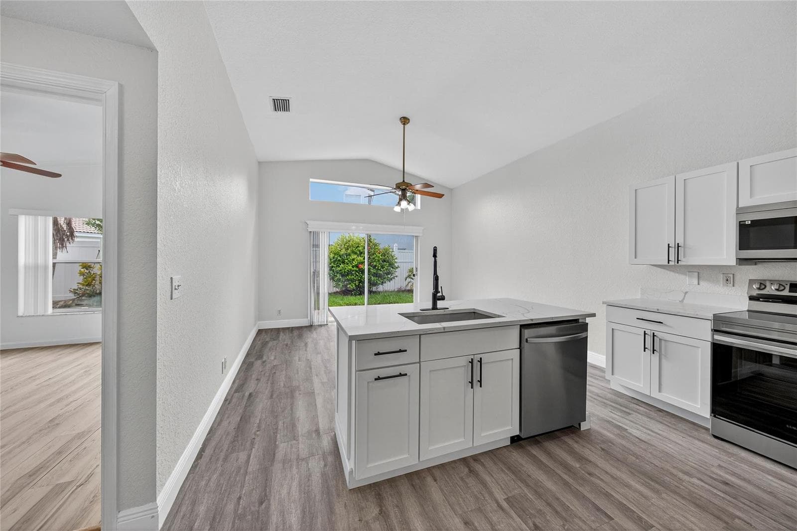 2424 SW 162nd Avenue, Miramar, FL 33027 — zdjęcie 5