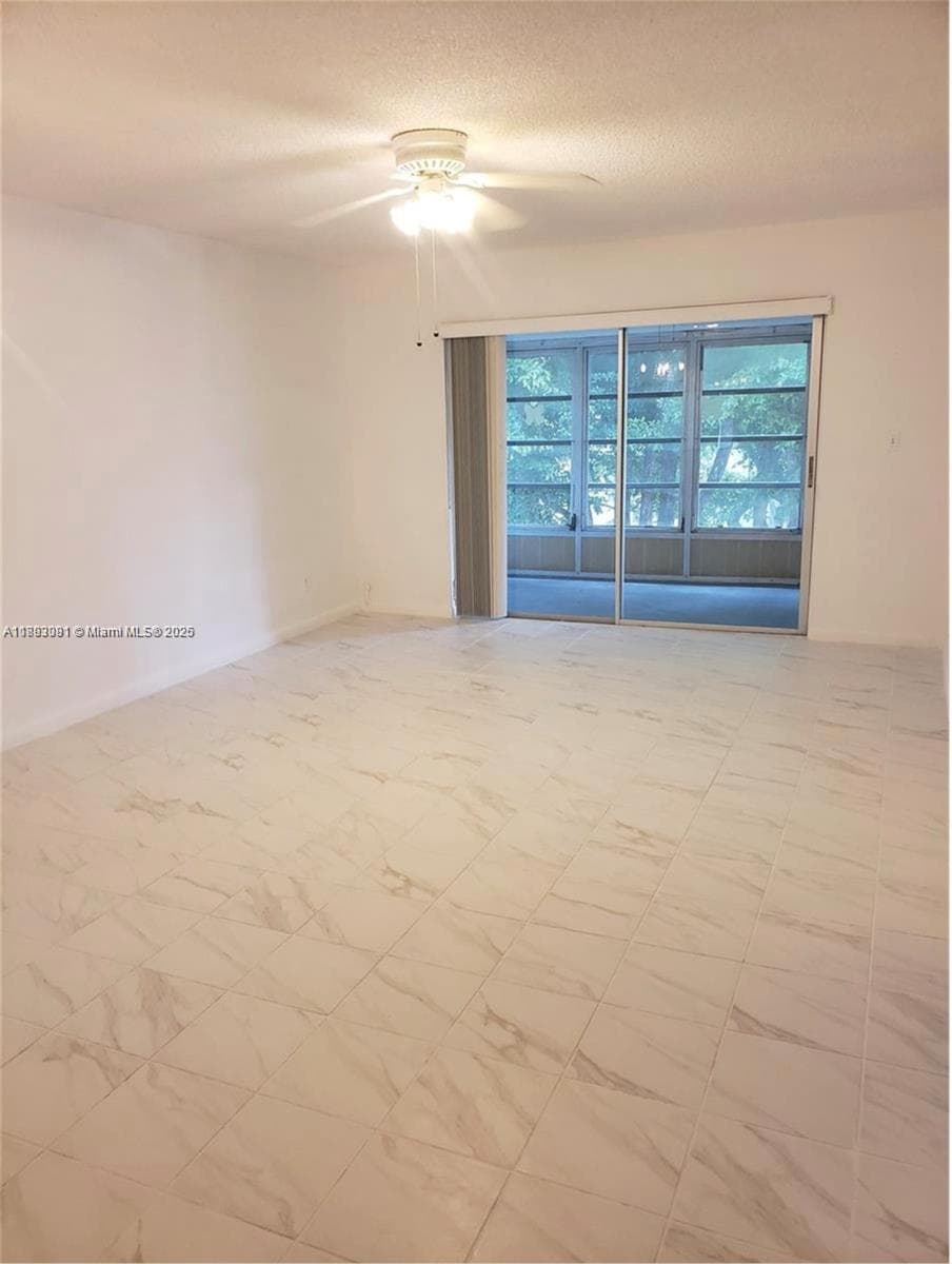 6150 NW 62nd St # 308, Tamarac, FL 33319 — zdjęcie 4