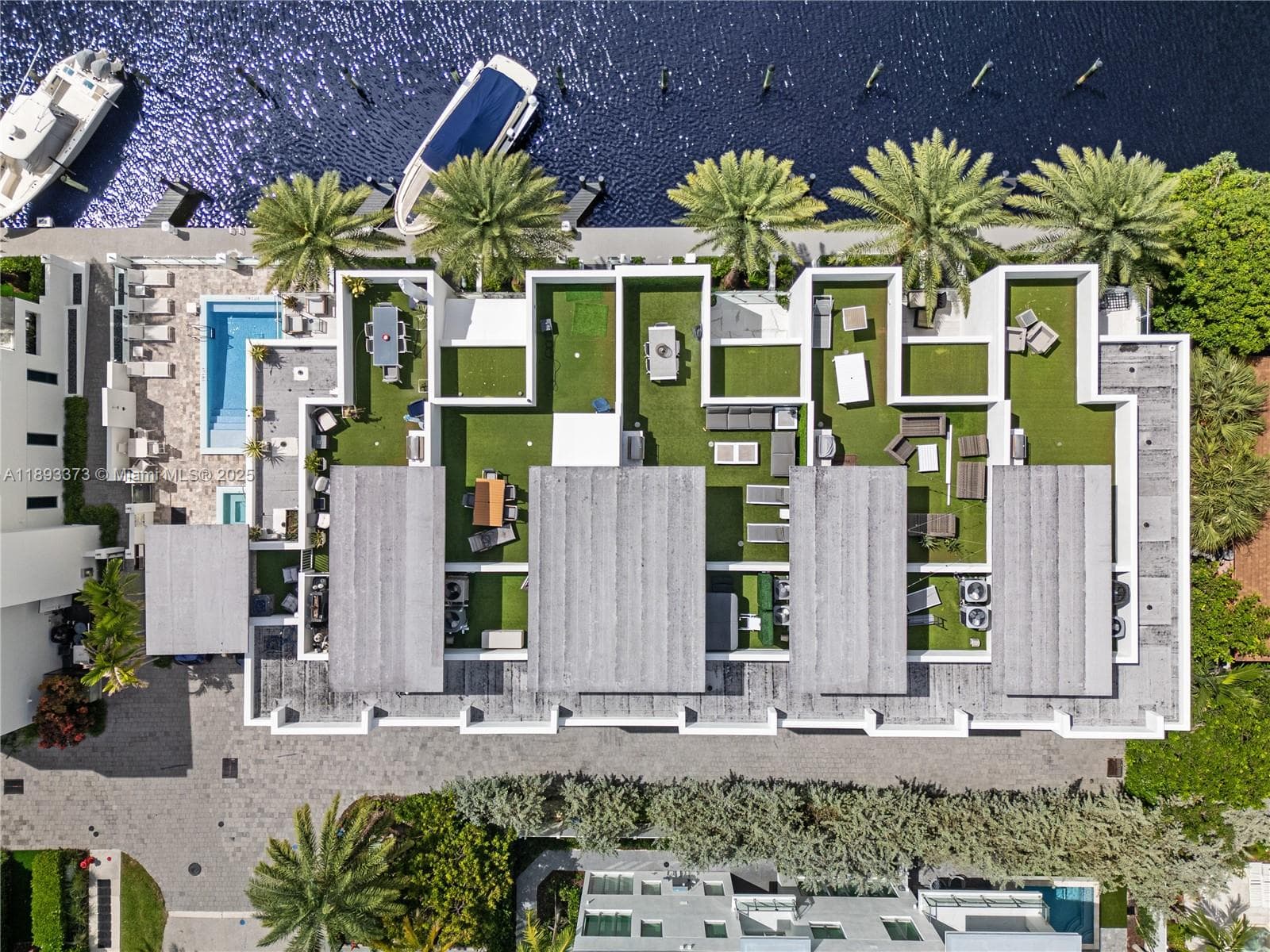259 Shore Ct, Lauderdale By The Sea, FL 33308 — zdjęcie 3
