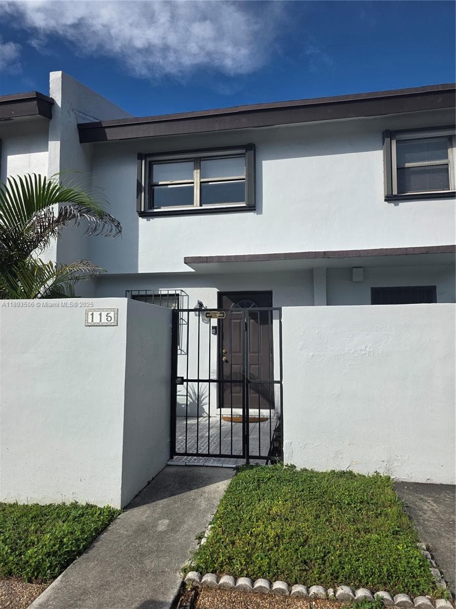 8000 SW 152nd Ave # 115, Miami, FL 33193