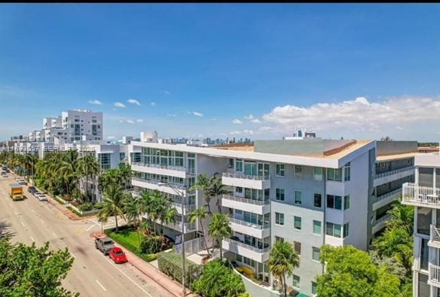 7800 Collins Ave # 203, Miami Beach, FL 33141 — zdjęcie 2