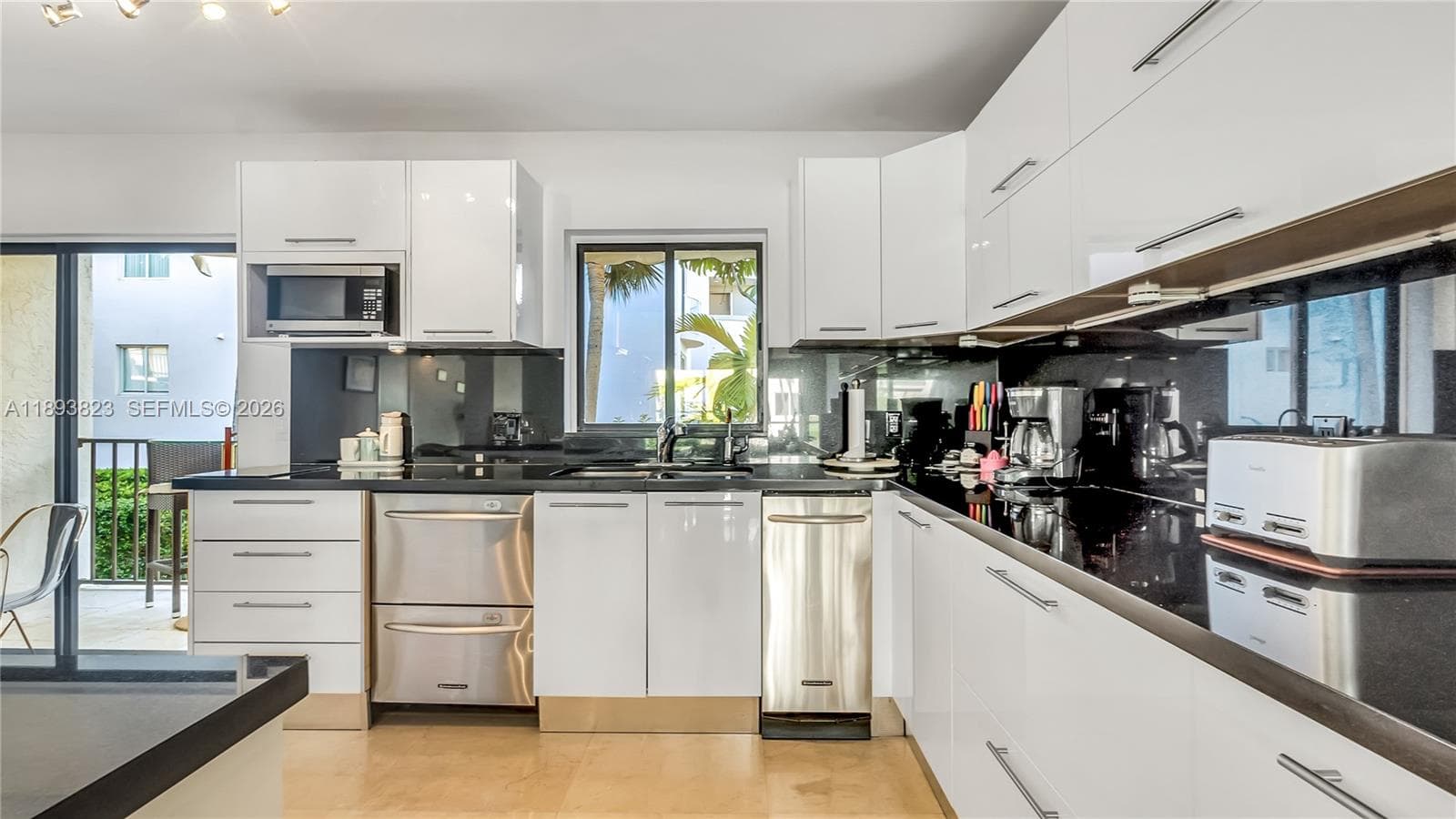 10090 Bay Harbor Ter # 10090, Bay Harbor Islands, FL 33154 — zdjęcie 5