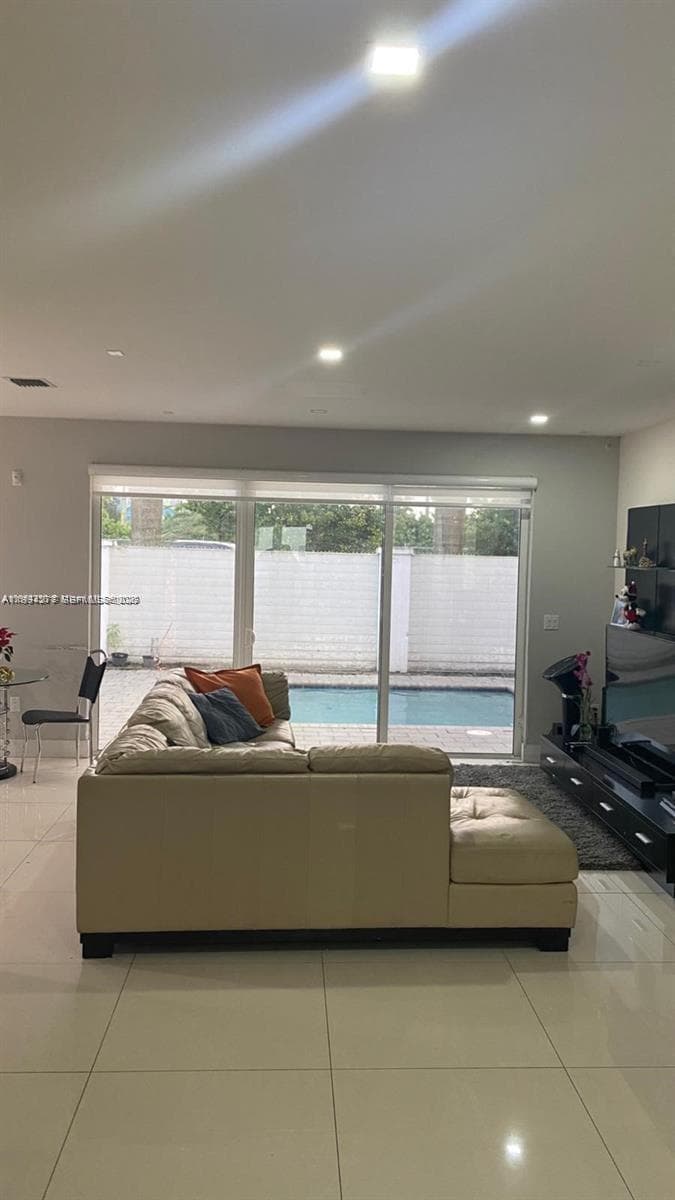 9880 NW 74th Ter, Doral, FL 33178 — zdjęcie 4