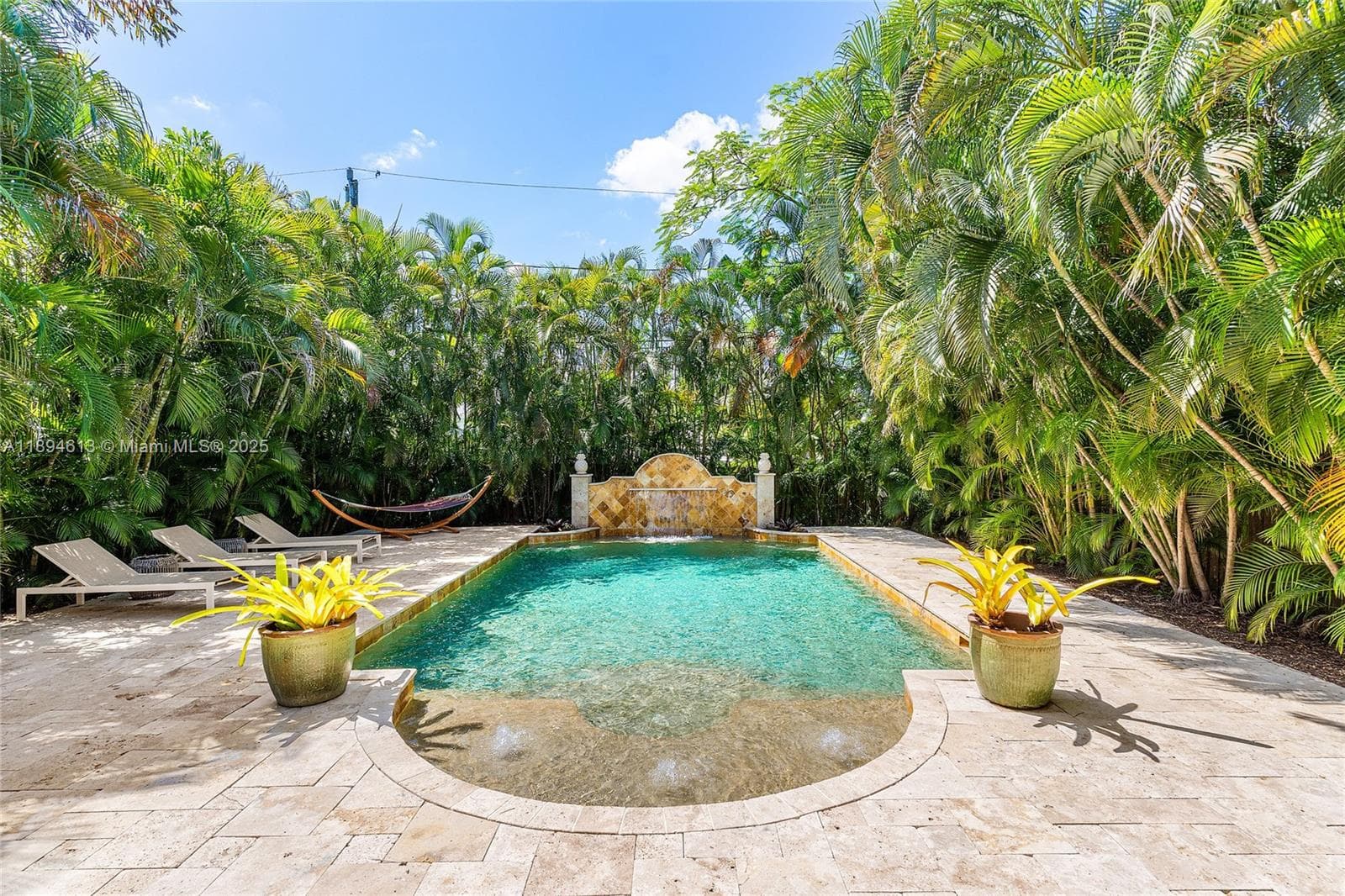 12 NE 26th St, Wilton Manors, FL 33305 — zdjęcie 2