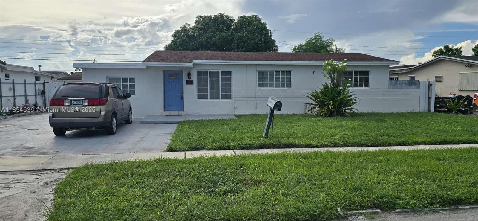 7160 W 10th Ave, Hialeah, FL 33014