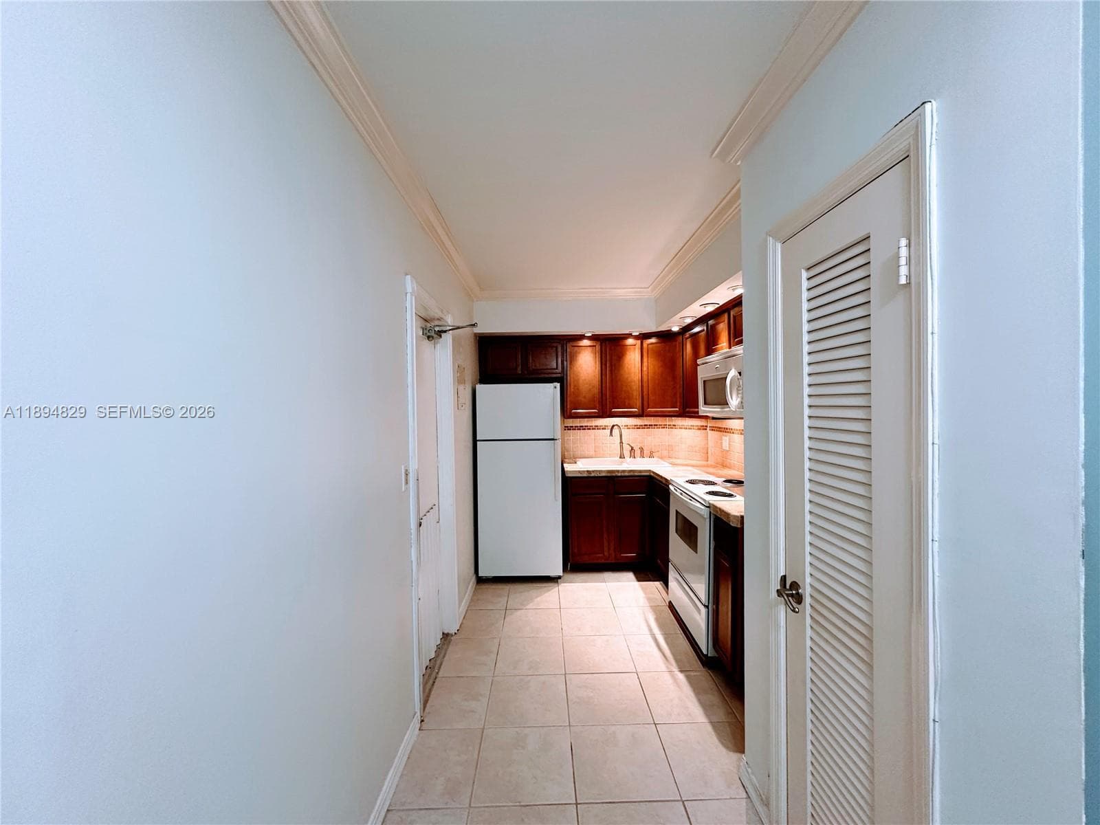 2424 SE 17th St # B307, Fort Lauderdale, FL 33316 — zdjęcie 4
