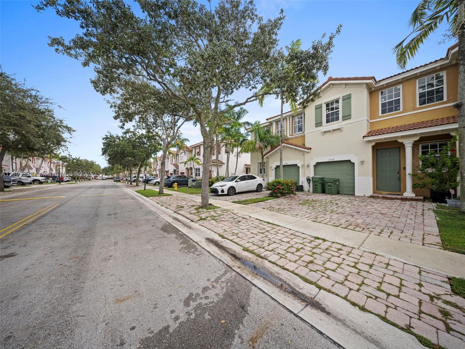 2104 NE 3rd Ct, Homestead, FL 33033 — zdjęcie 3