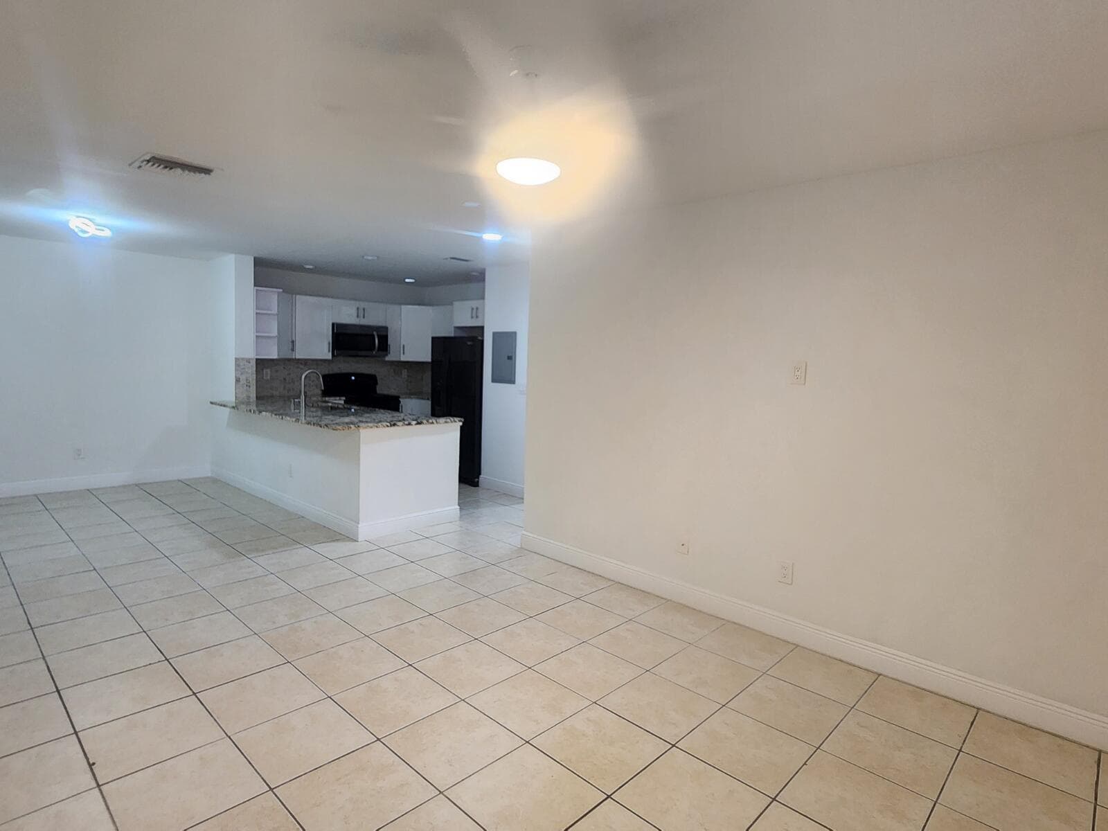 6013 10th Avenue N # 208, FL 33463 — zdjęcie 2