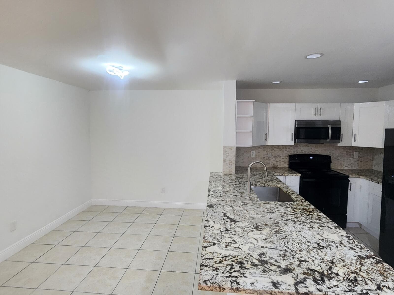 6013 10th Avenue N # 208, FL 33463 — zdjęcie 5