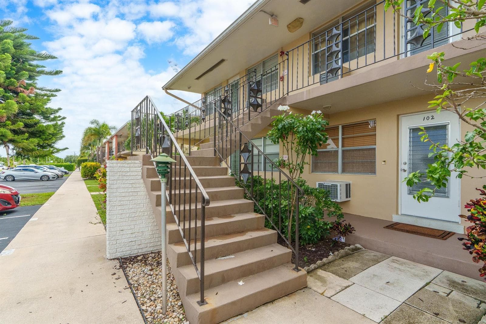 2106 NE 56th Court # 204, Fort Lauderdale, FL 33308 — zdjęcie 2