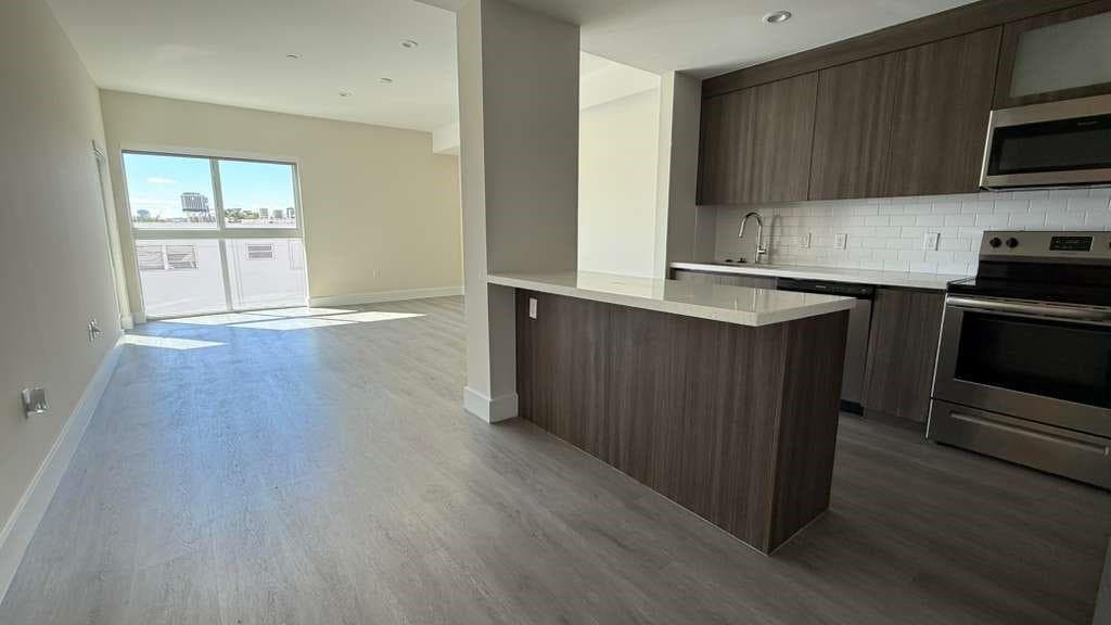 1938 Jackson Street # 305, Hollywood, FL 33020 — zdjęcie 2