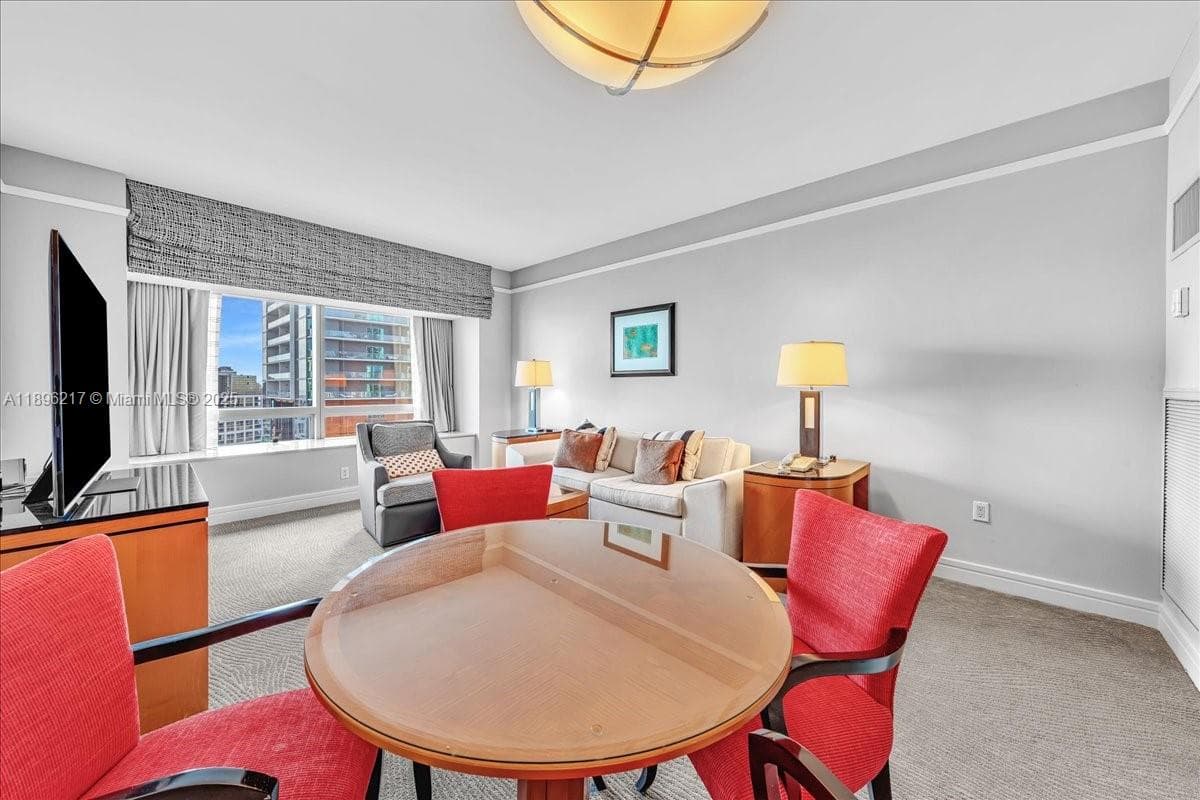 1435 Brickell Ave # 3603, Miami, FL 33131 — zdjęcie 2
