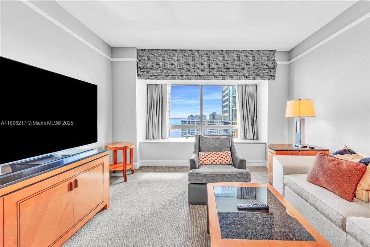 1435 Brickell Ave # 3603, Miami, FL 33131 — zdjęcie 3