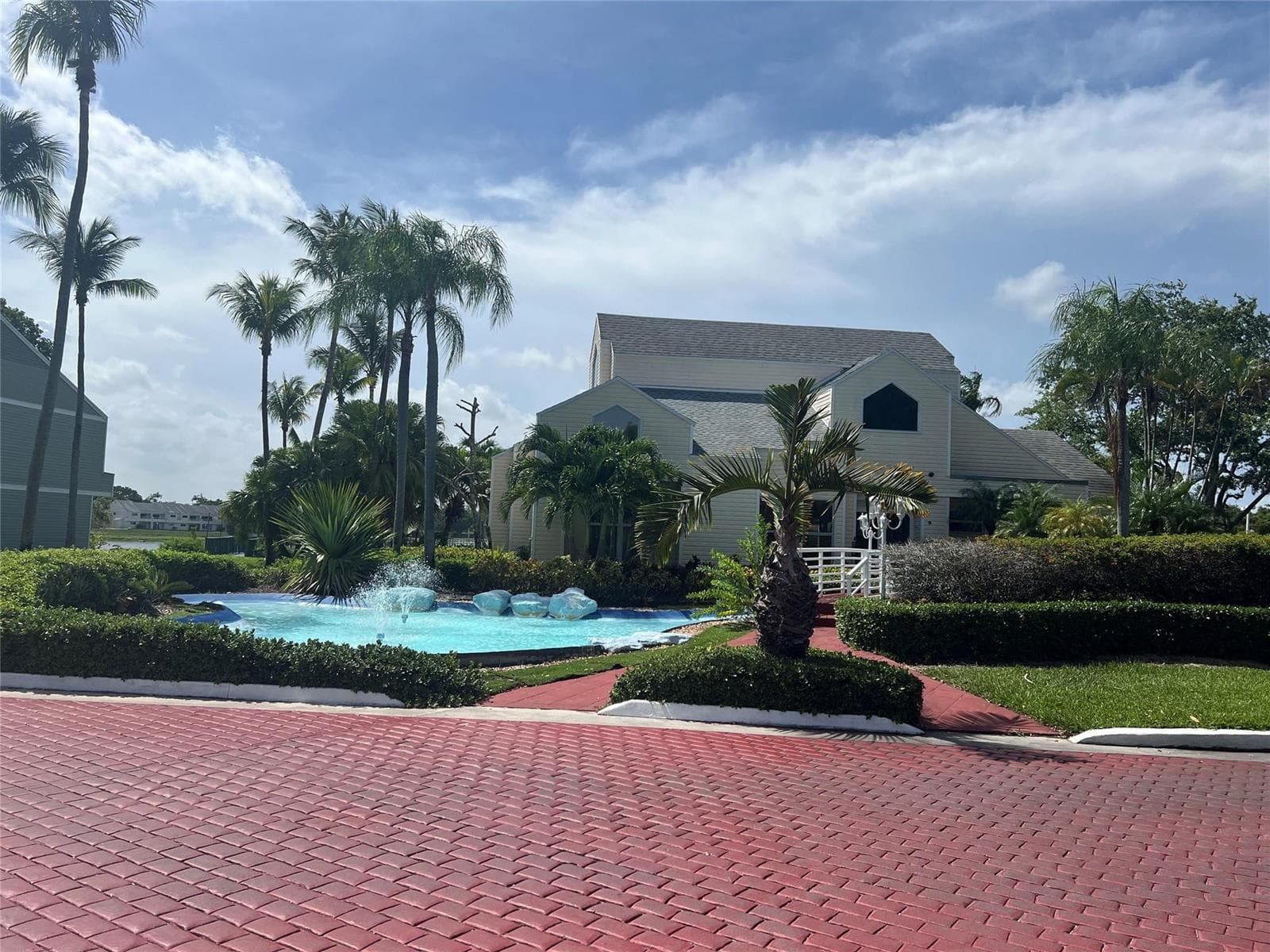 3421 NW 44th Street # 205, Lauderdale Lakes, FL 33309 — zdjęcie 2