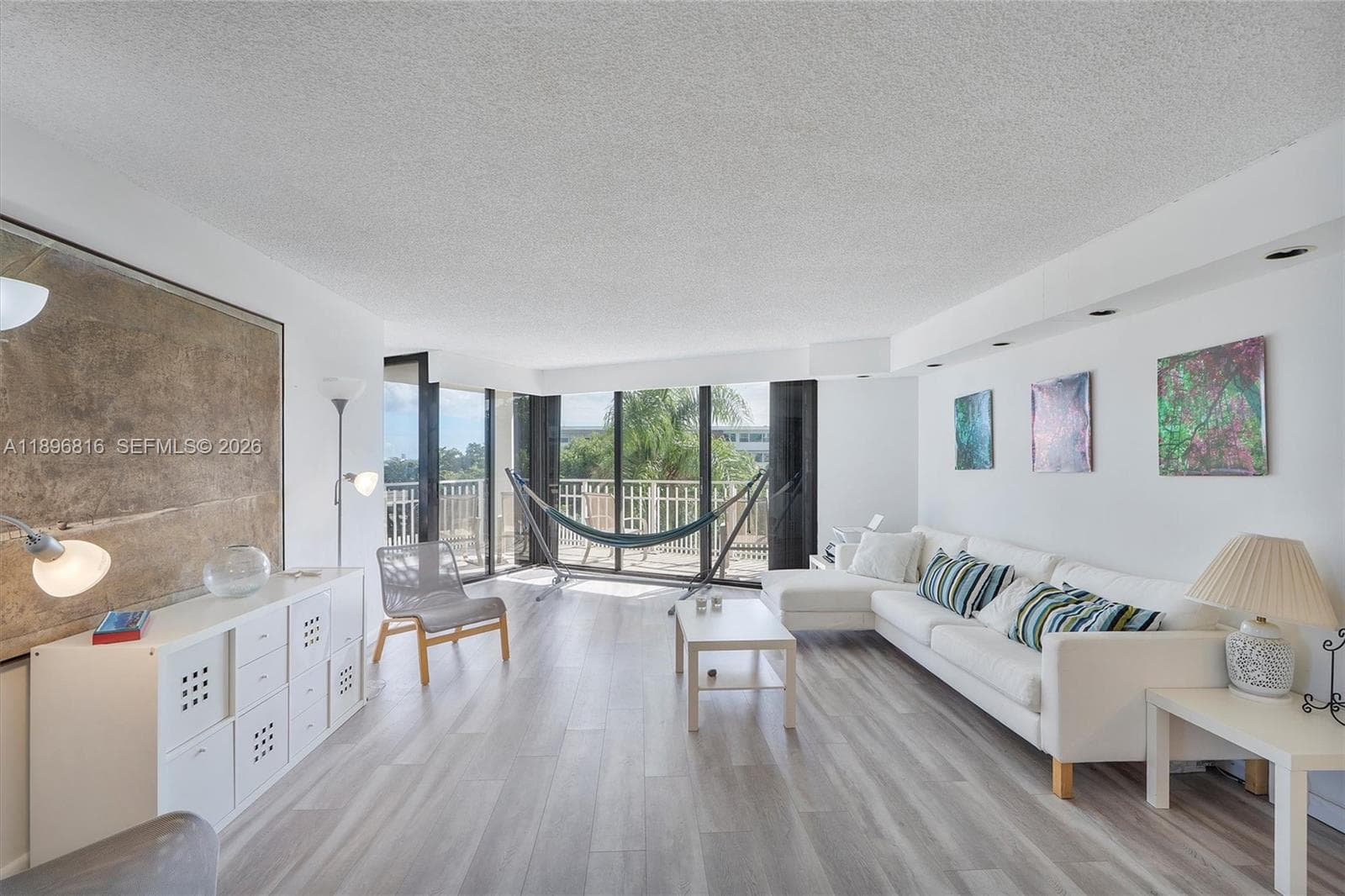 4000 Towerside Ter # 402, Miami, FL 33138 — zdjęcie 5