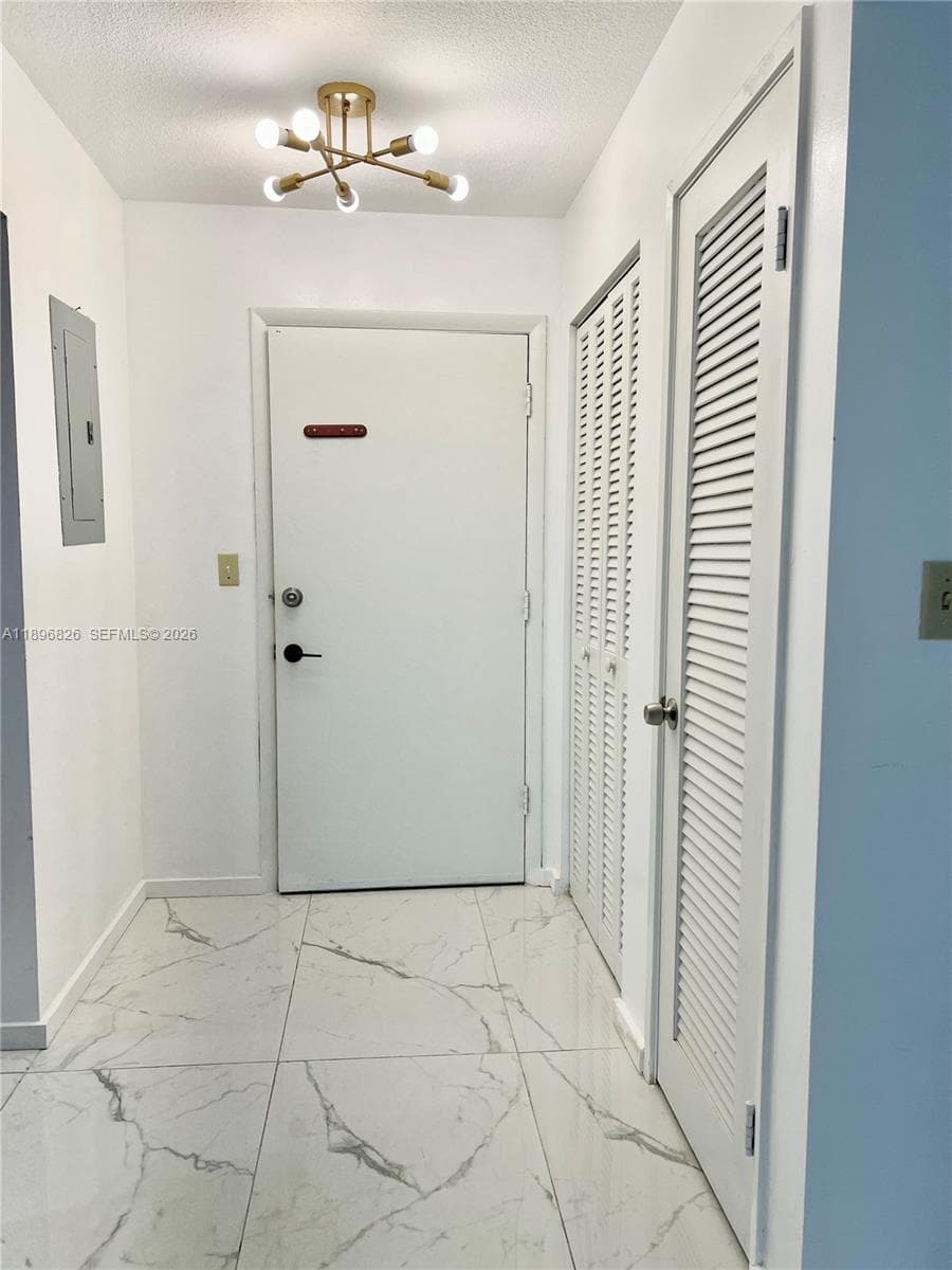 1710 NE 191st St # 307-3, Miami, FL 33179 — zdjęcie 5