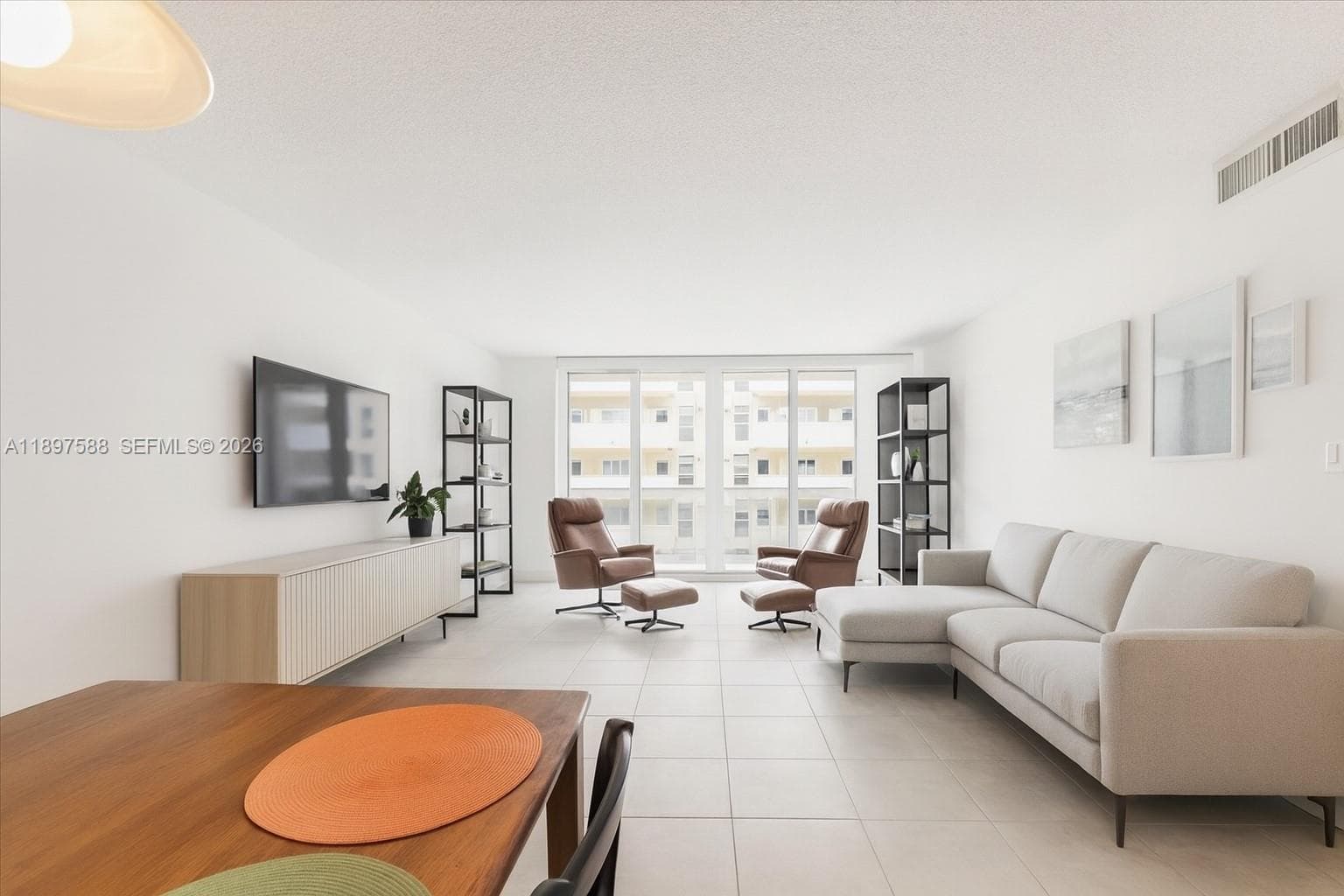3140 S Ocean Dr # 207, Hallandale Beach, FL 33009