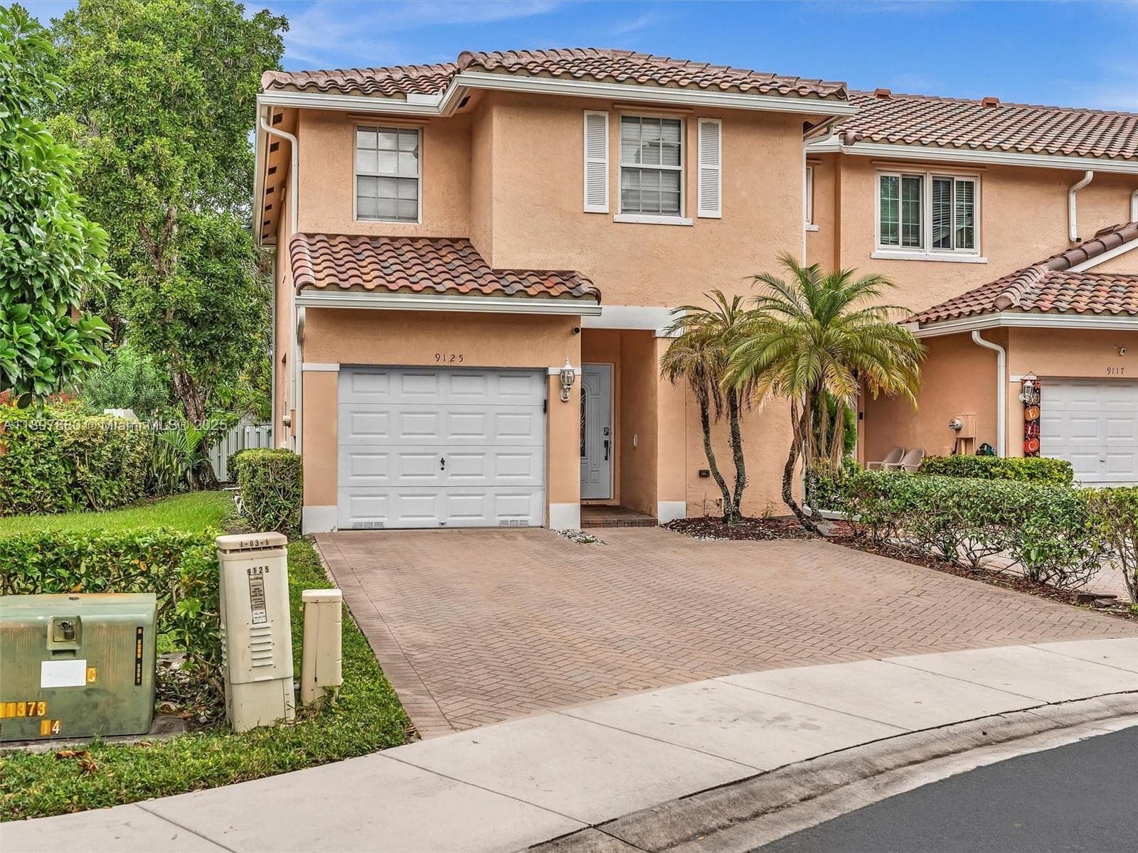 9125 NW 40th St, Sunrise, FL 33351 — zdjęcie 2