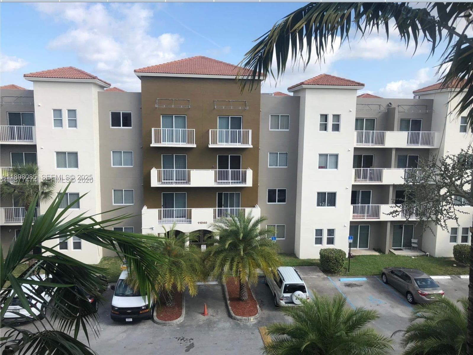 11060 SW 196th St # 103, Cutler Bay, FL 33157