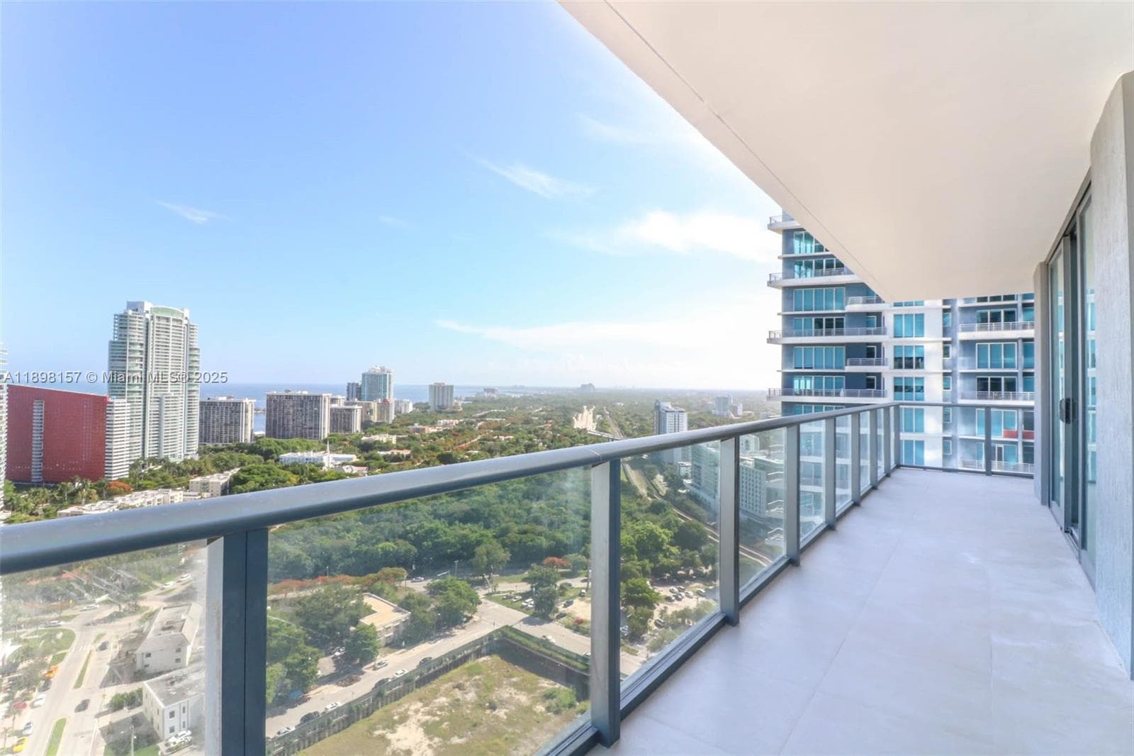 1300 S miami # 2706, Miami, FL 33130 — zdjęcie 2
