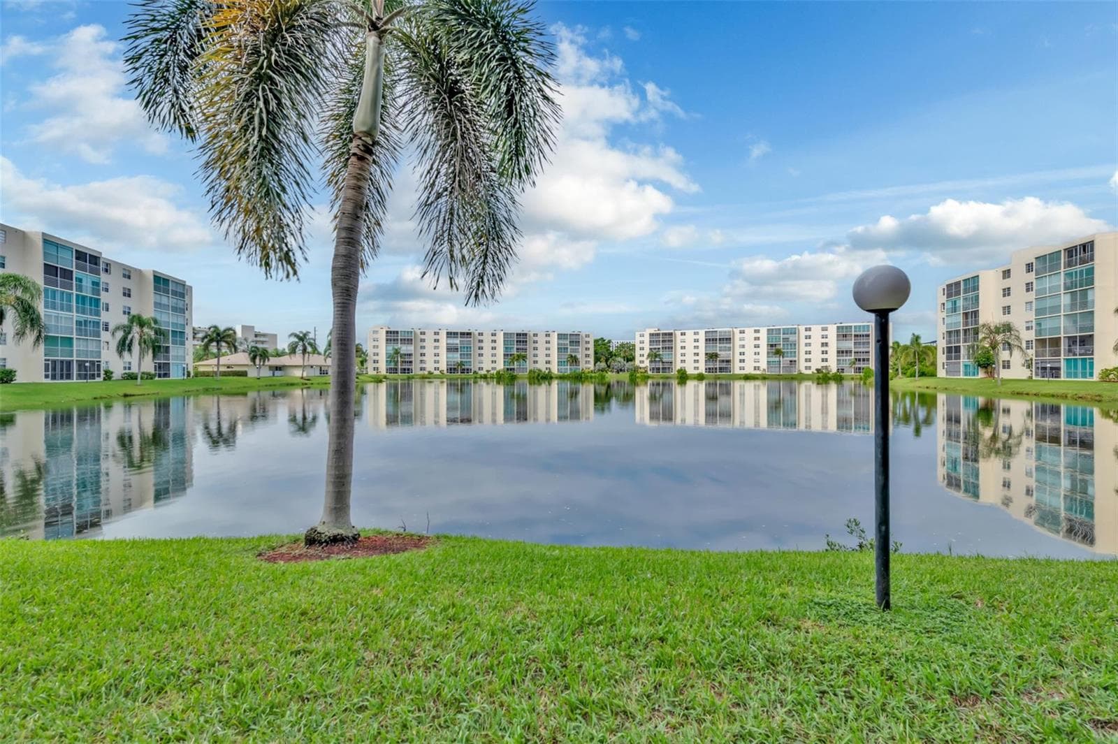 121 SE 3rd Avenue # 104, Dania Beach, FL 33004 — zdjęcie 2