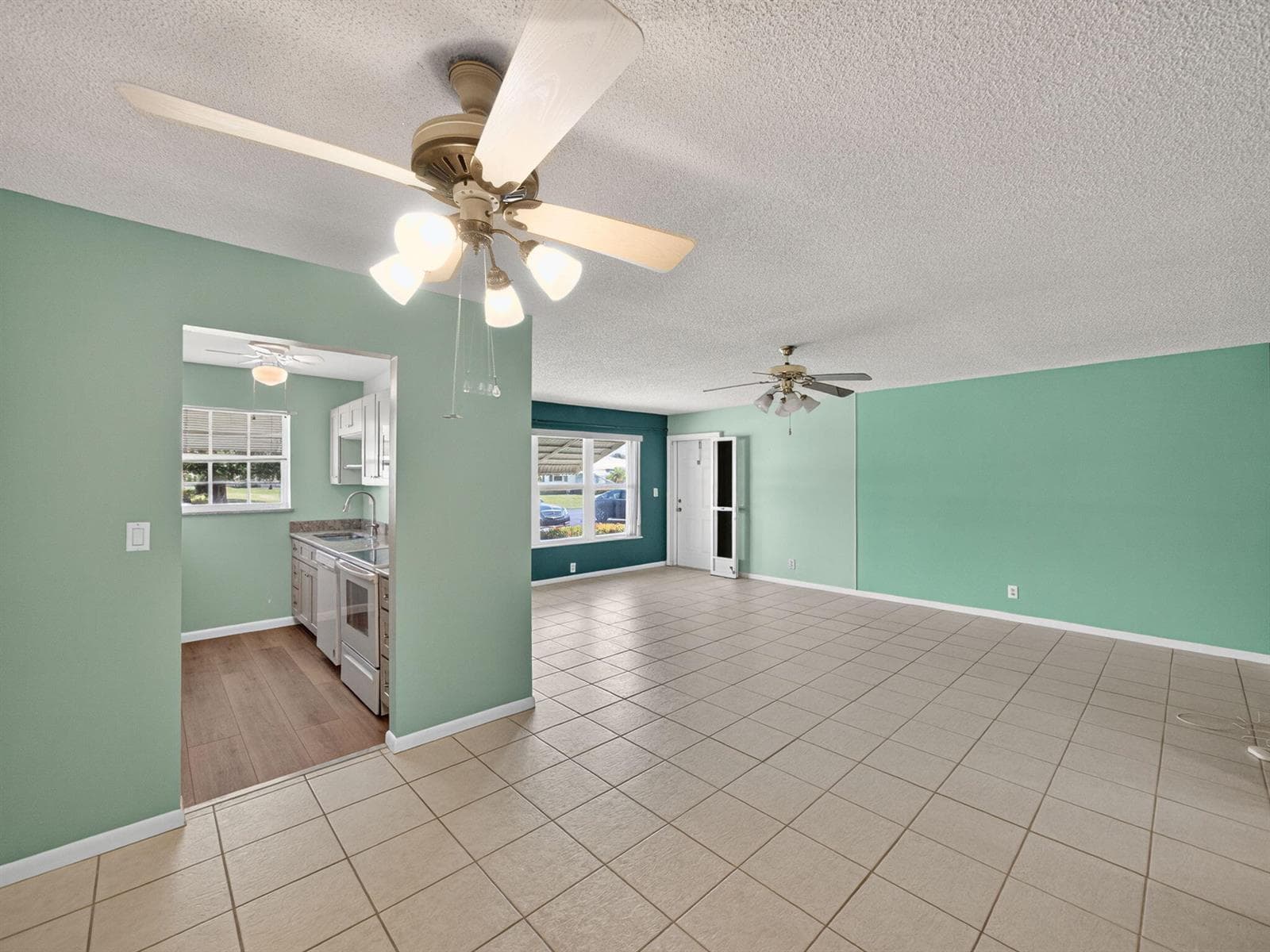 111 Lakes End Drive # B, Fort Pierce, FL 34982 — zdjęcie 4