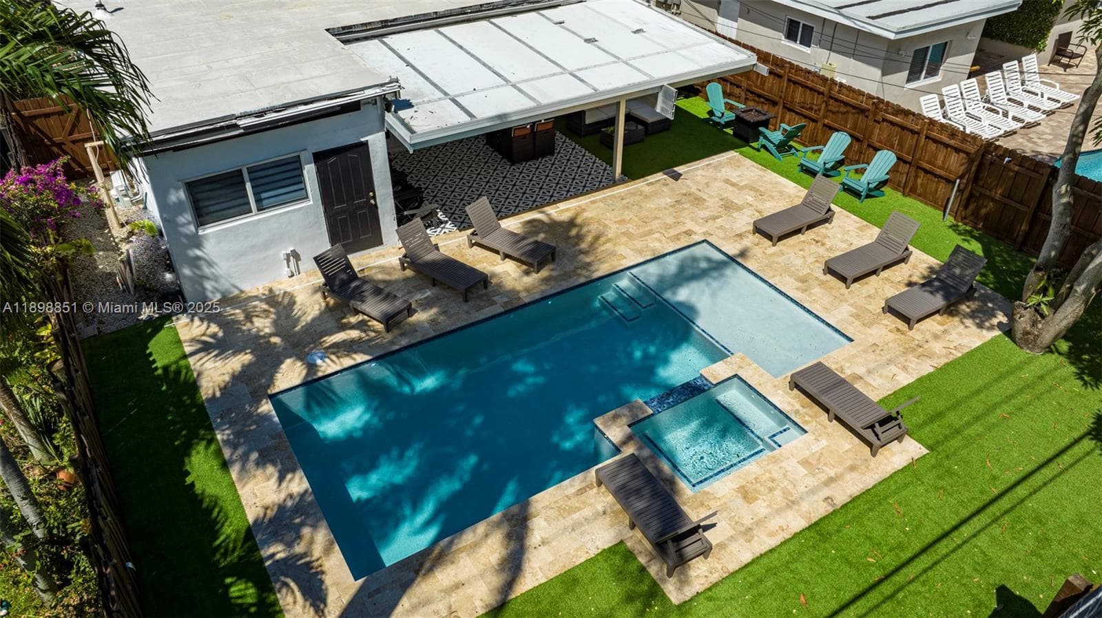 1230 Johnson St, Hollywood, FL 33019 — zdjęcie 2
