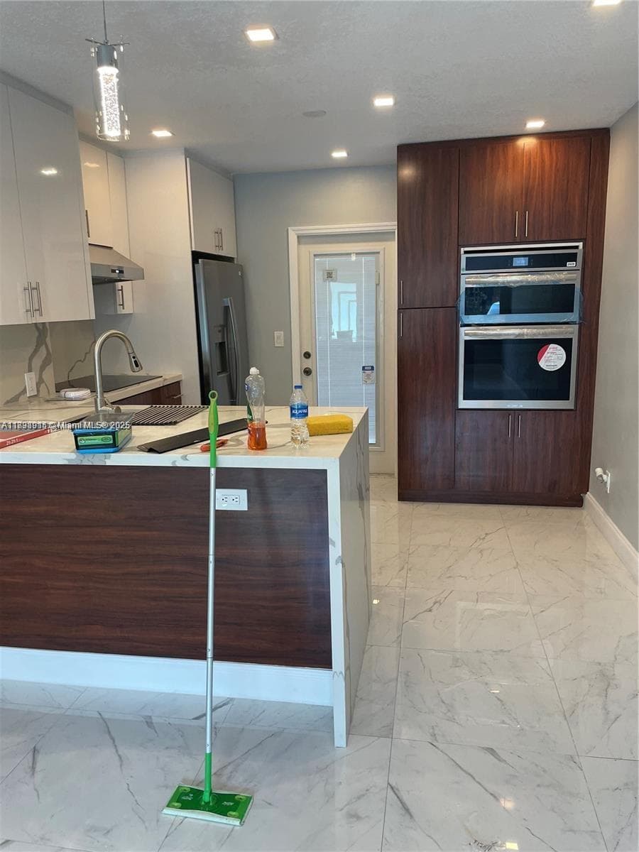 1230 NE 148th St, Miami, FL 33161 — zdjęcie 3