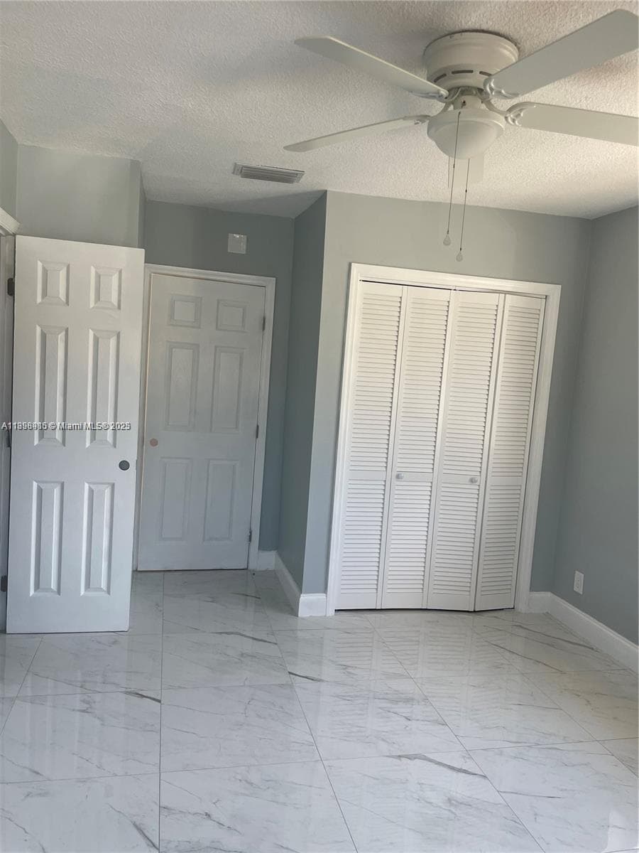1230 NE 148th St, Miami, FL 33161 — zdjęcie 5