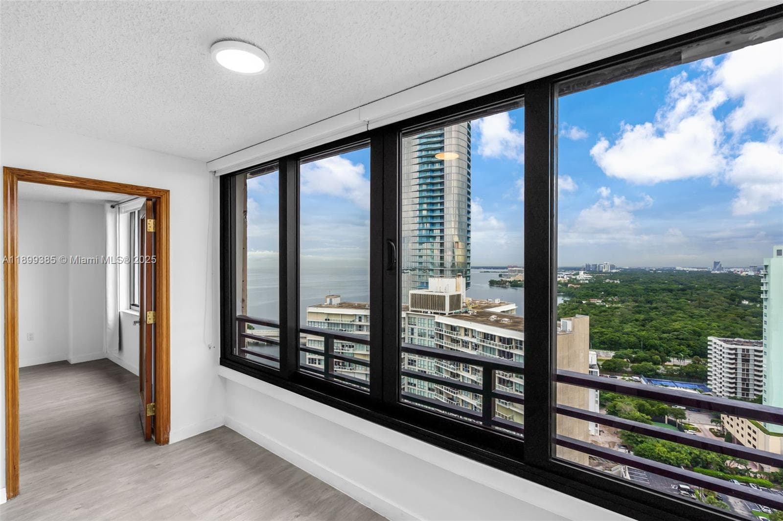 2333 Brickell Ave # PH208, Miami, FL 33129