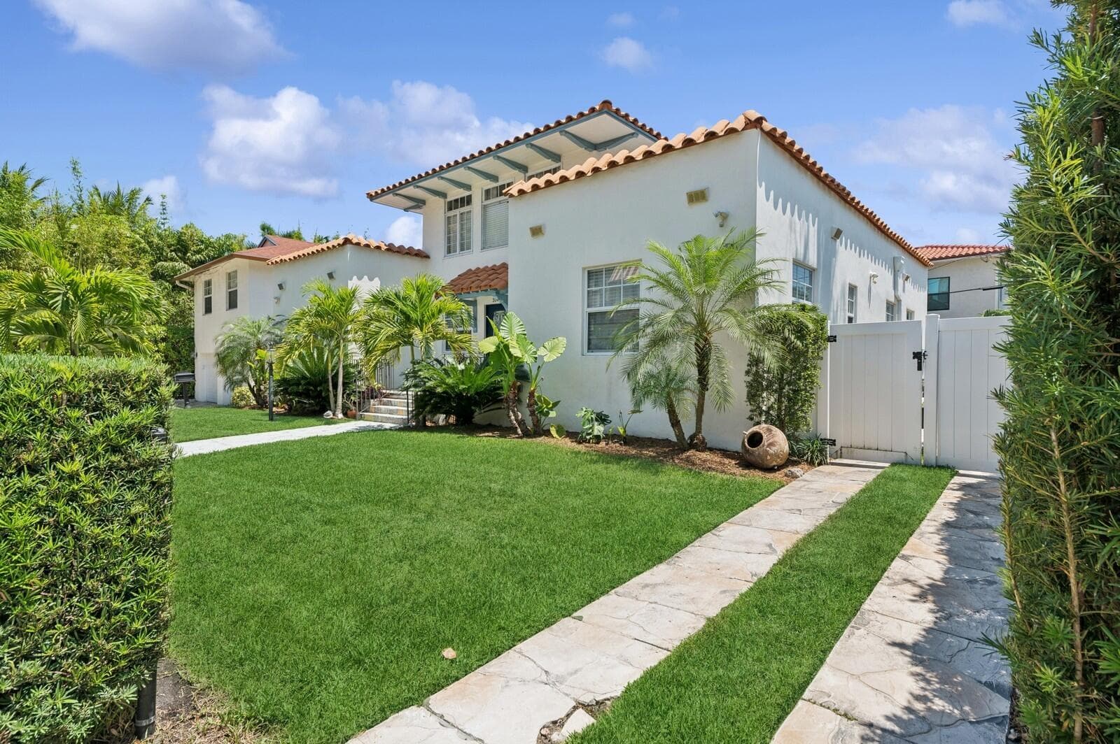 310 Almeria Road, West Palm Beach, FL 33405 — zdjęcie 2