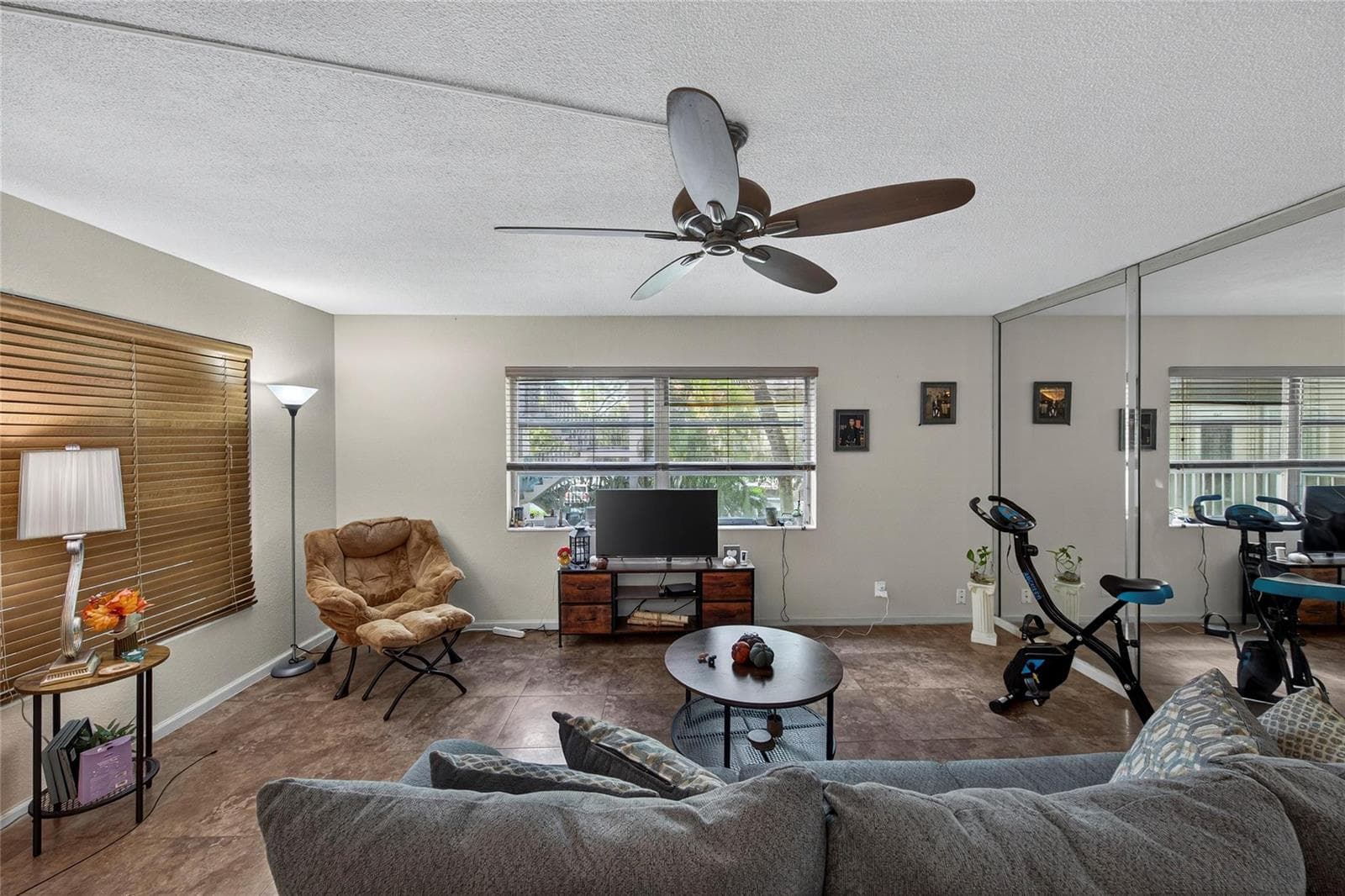 2901 NW 47th Terrace # 245A, Lauderdale Lakes, FL 33313 — zdjęcie 4