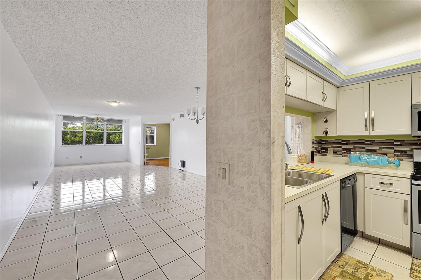 10369 NW 24th Place # 402, Sunrise, FL 33322 — zdjęcie 3