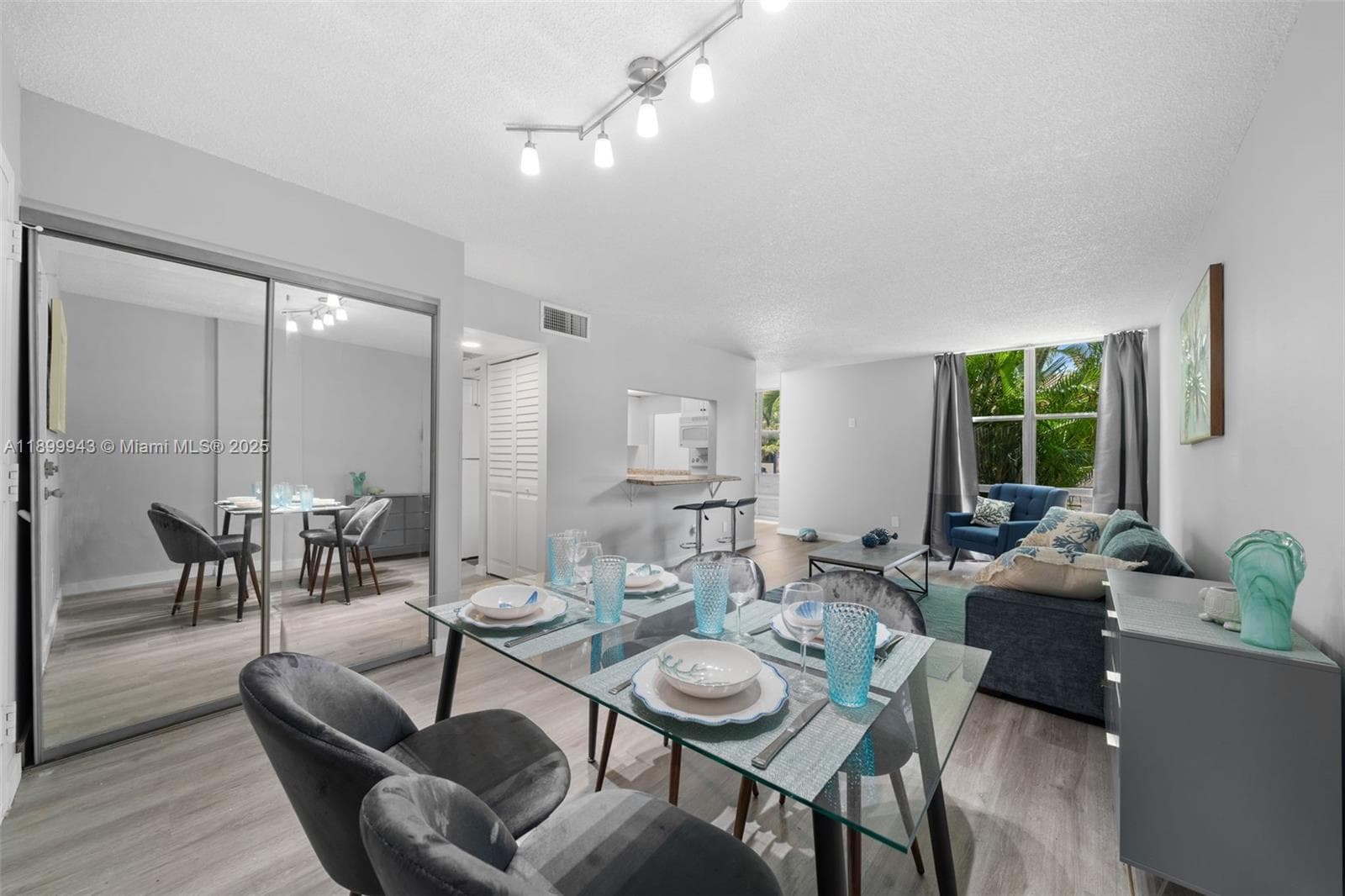 210 172nd St # 128, Sunny Isles Beach, FL 33160 — zdjęcie 4