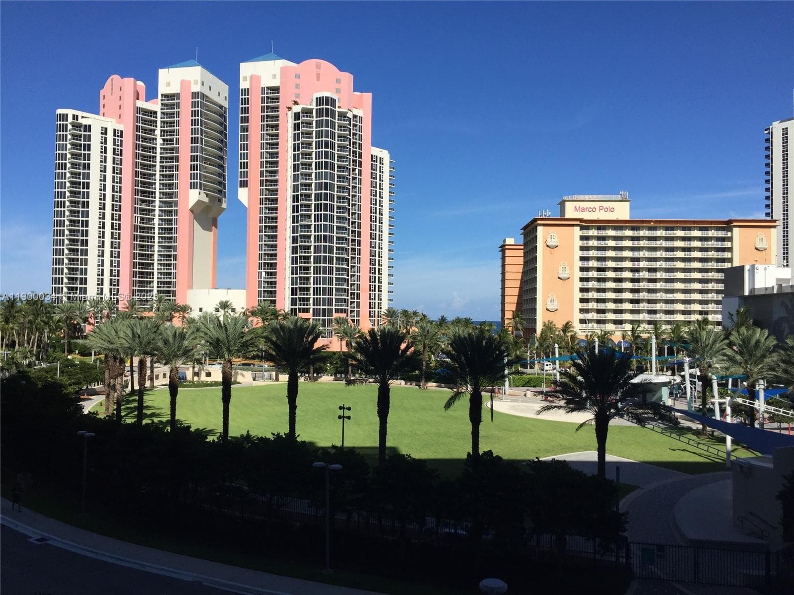19370 Collins Ave # 415, Sunny Isles Beach, FL 33160 — zdjęcie 3