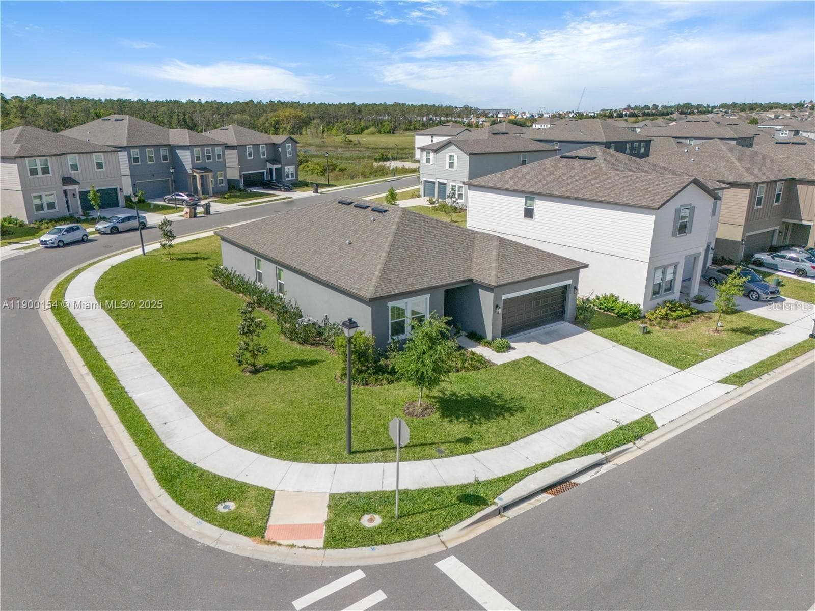 2375 Lancashire St, Other City - In The State Of Florida, FL 33896 — zdjęcie 4