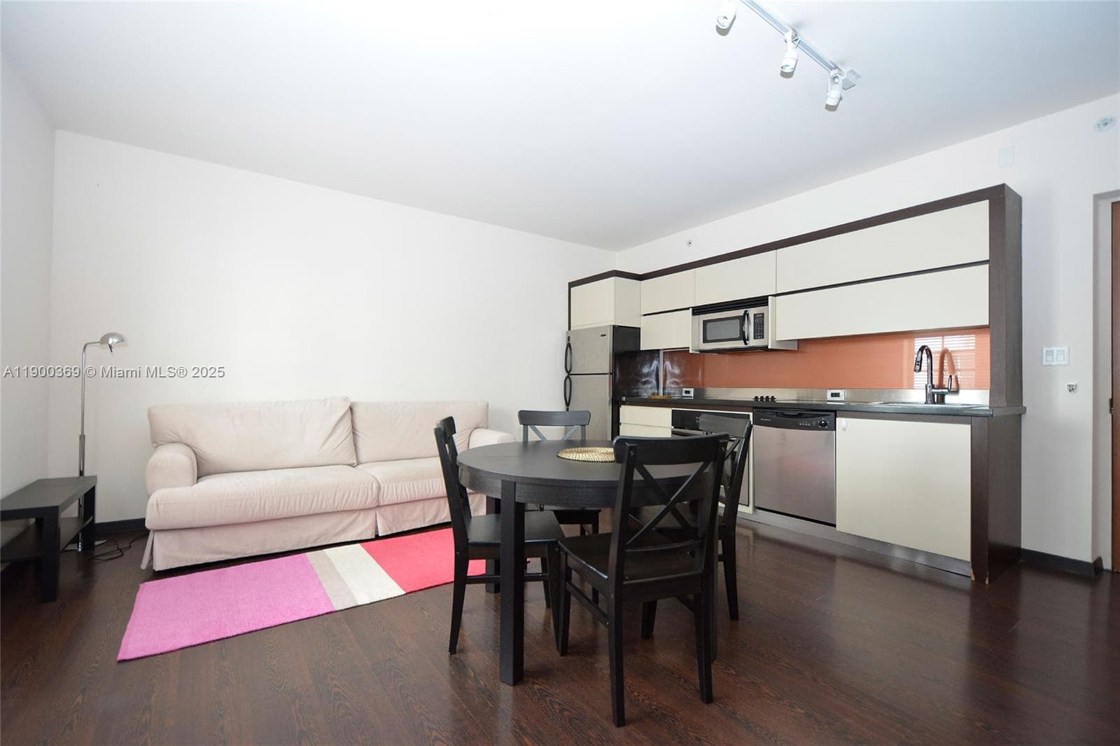 435 21st St # 205, Miami Beach, FL 33139 — zdjęcie 3